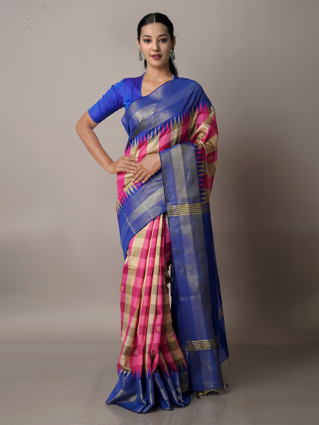 

Unnati Silks Blue & Pink Checked Zari Silk Blend Jamdani Saree