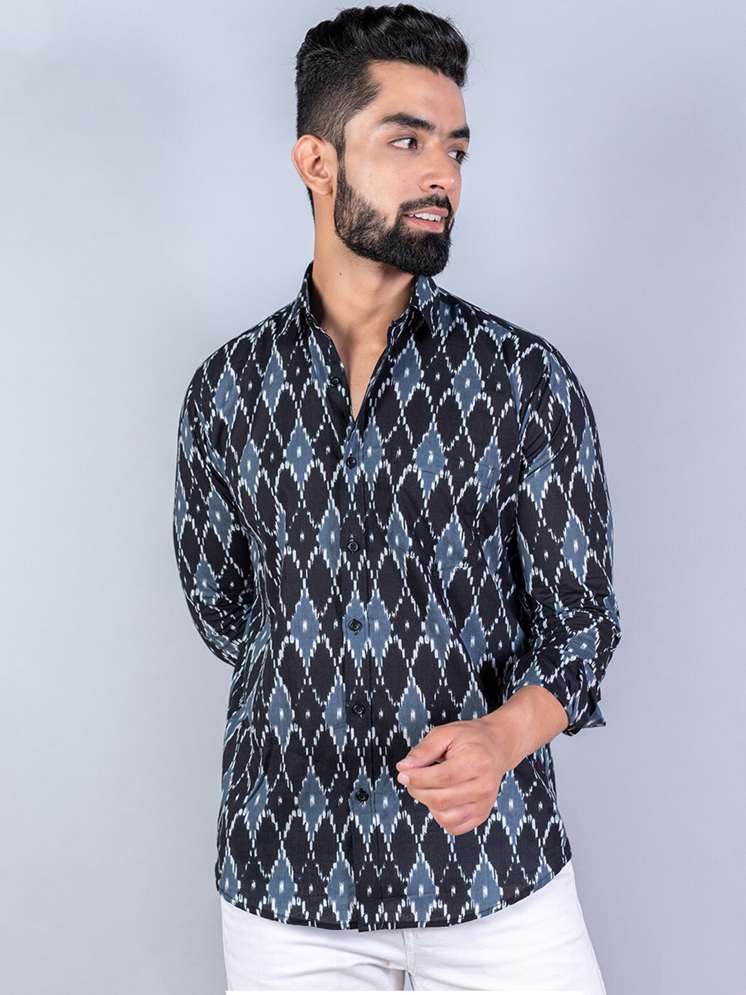 

Tistabene Men Black & Grey Printed Cotton Casual Shirt