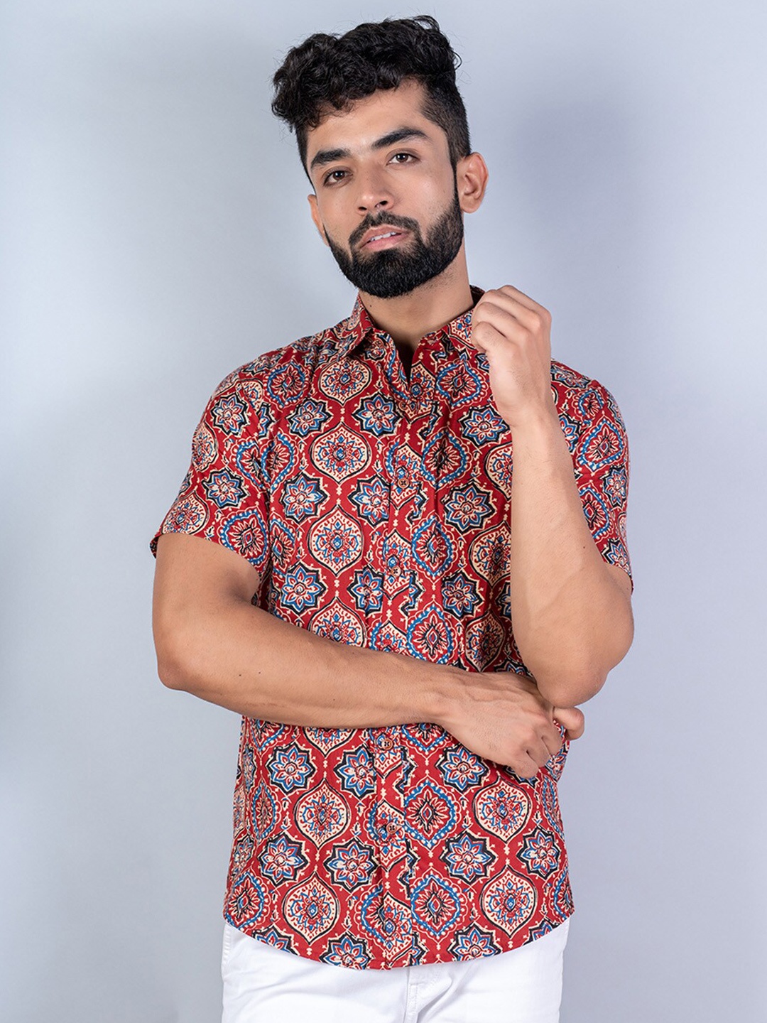 

Tistabene Men Red Printed Casual Shirt