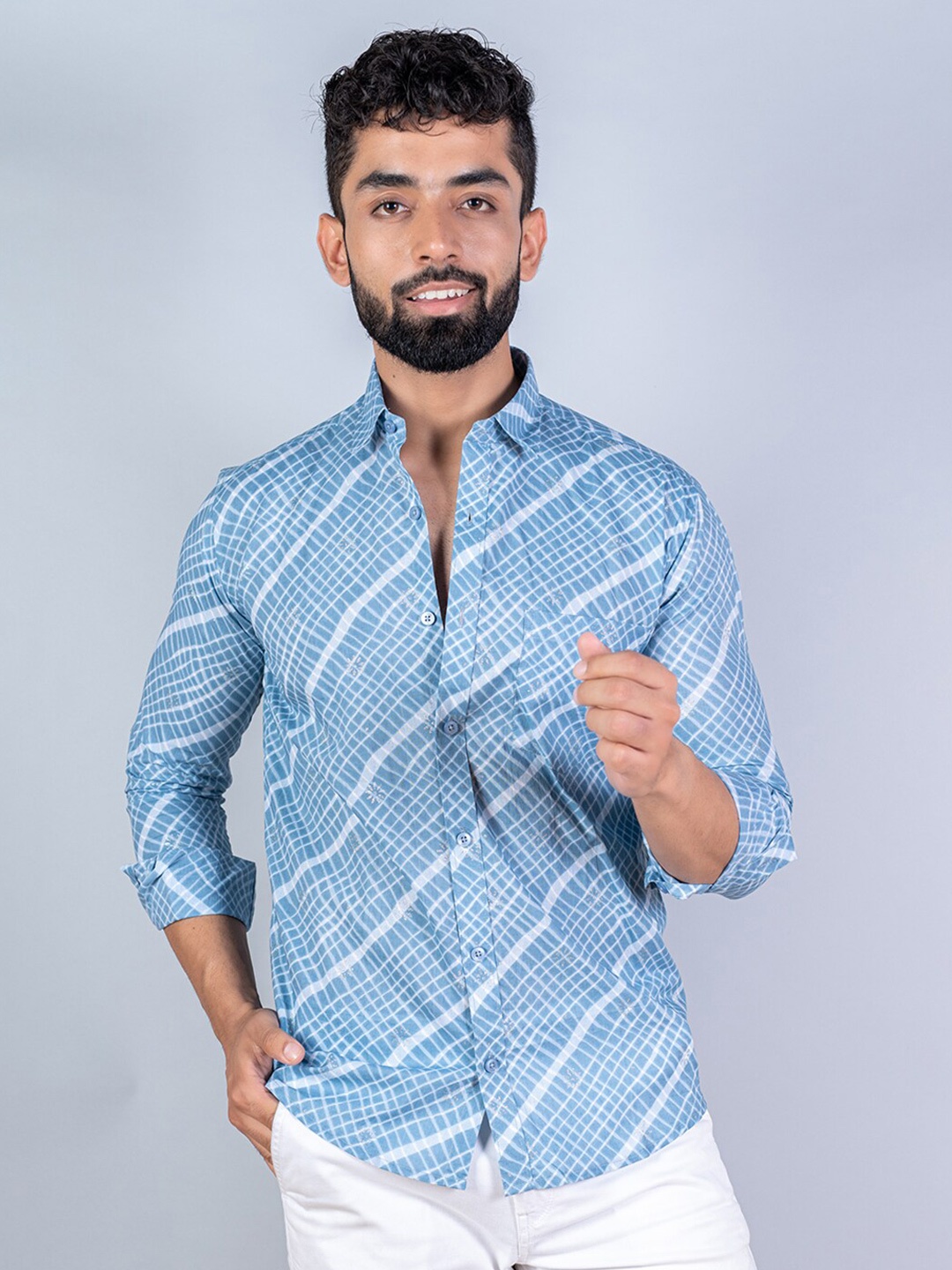 

Tistabene Men Blue Printed Casual Shirt