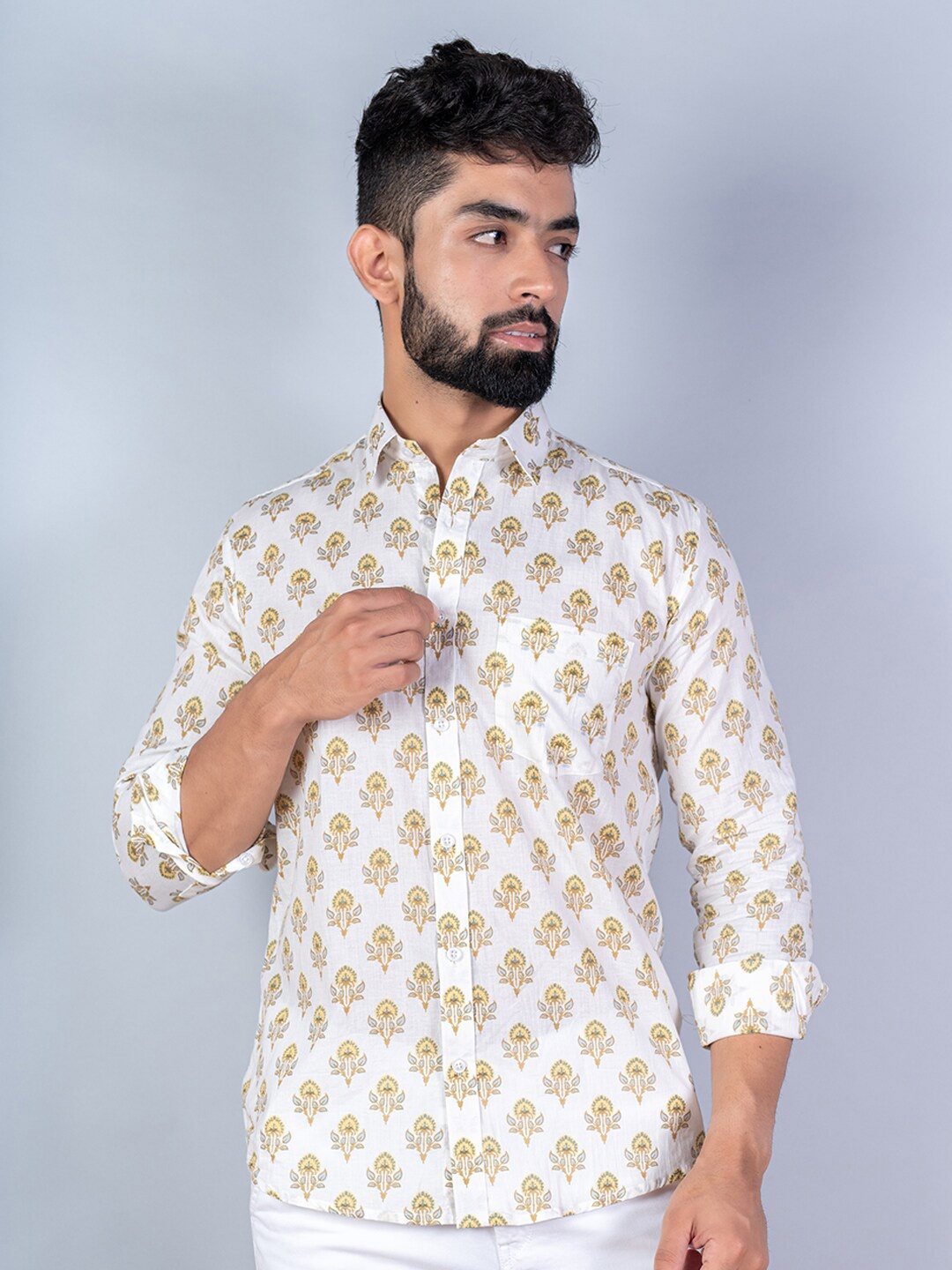 

Tistabene Men White Block Printed Cotton Casual Shirt