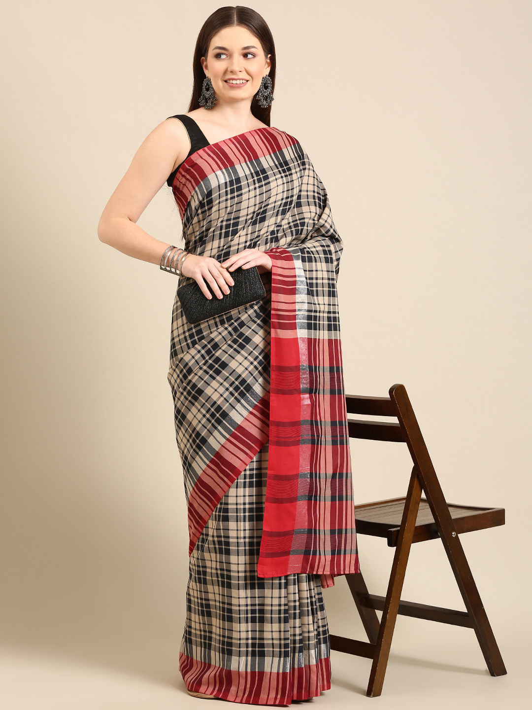 

Anouk Black & Beige Checked Pure Cotton Saree