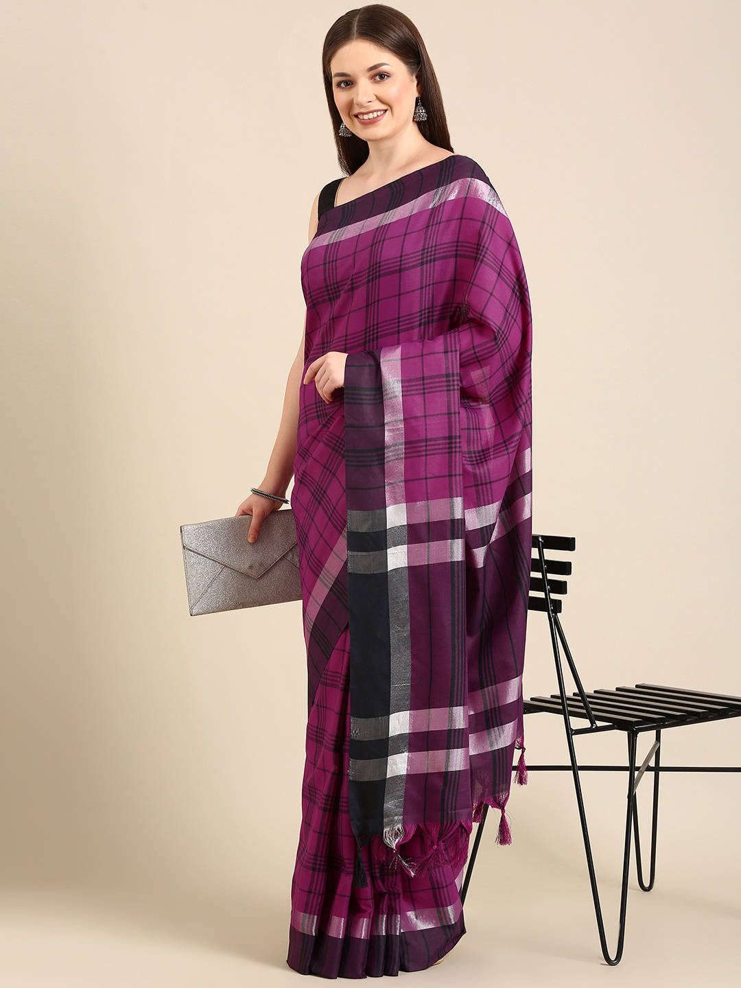 

Anouk Magenta Checked Pure Cotton Saree