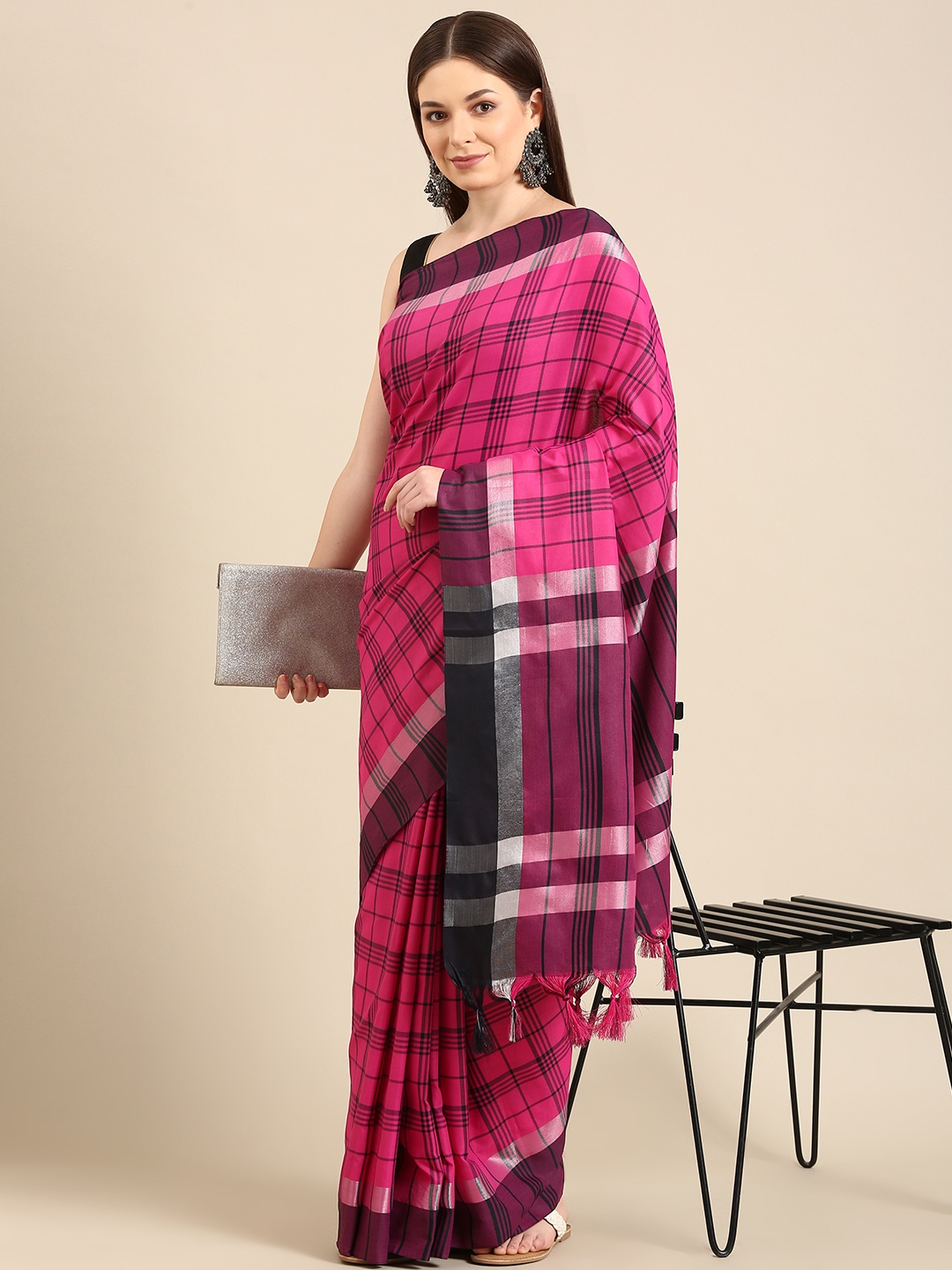 

Anouk Fuchsia Checked Pure Cotton Saree