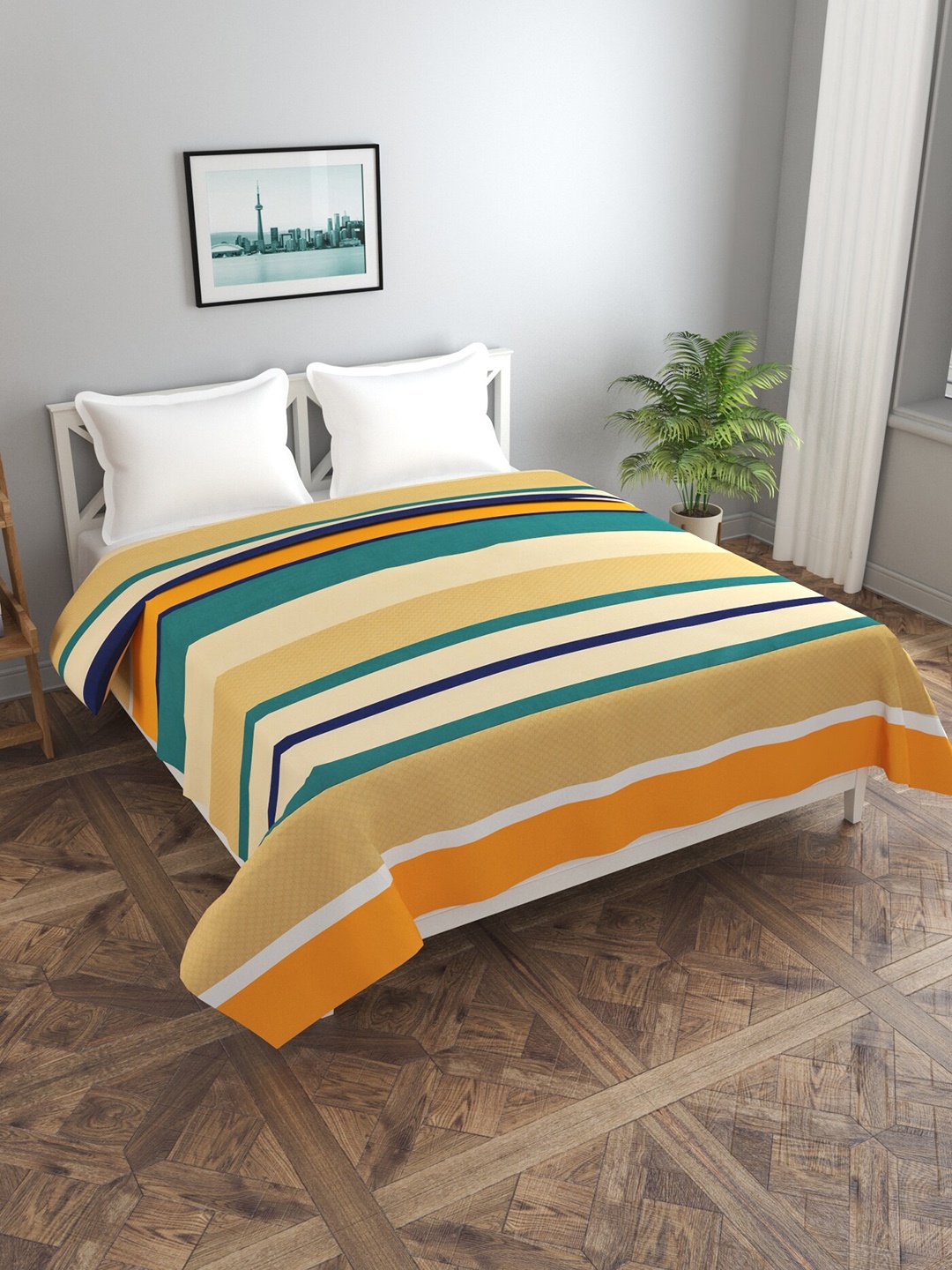 

MORADO Yellow Colored & Blue Printed Double Duvet Cover