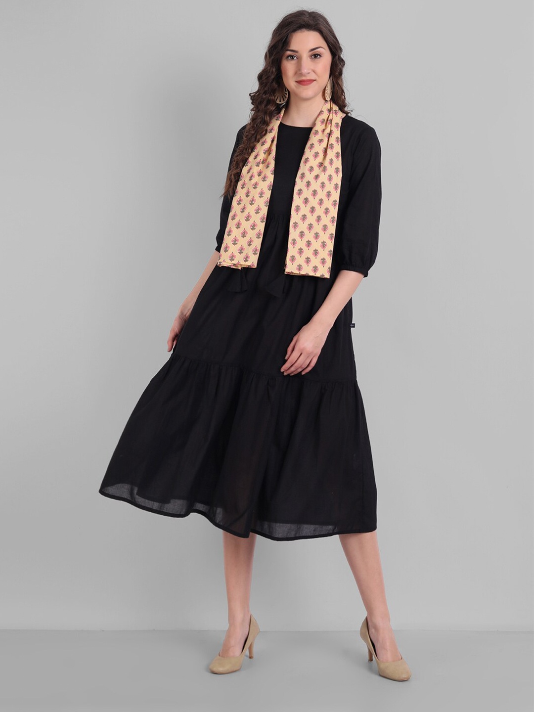 

githaan Women Black A-Line Cotton Midi Dress
