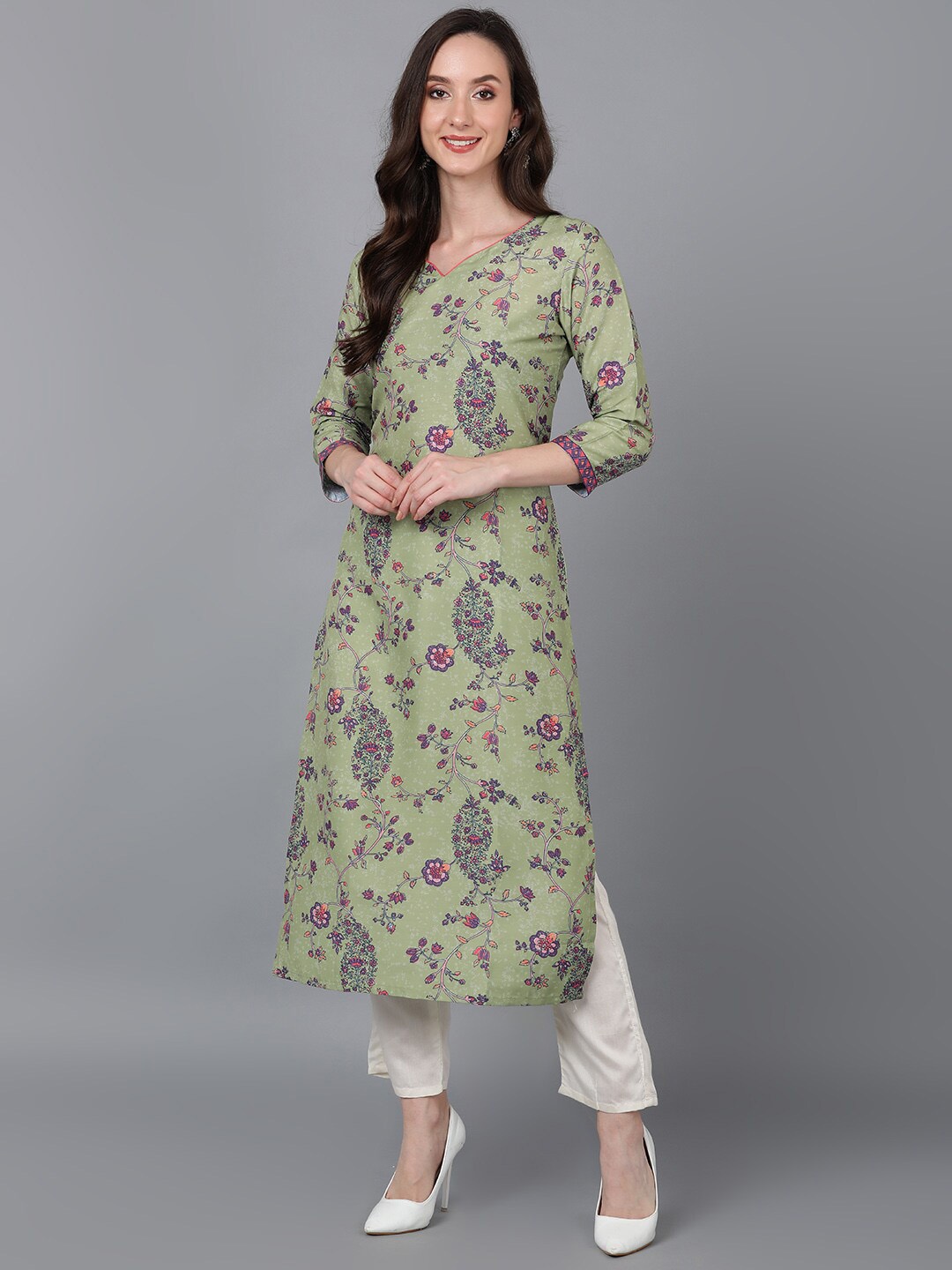 

AHIKA Women Green & Purple Floral Printed Kurta
