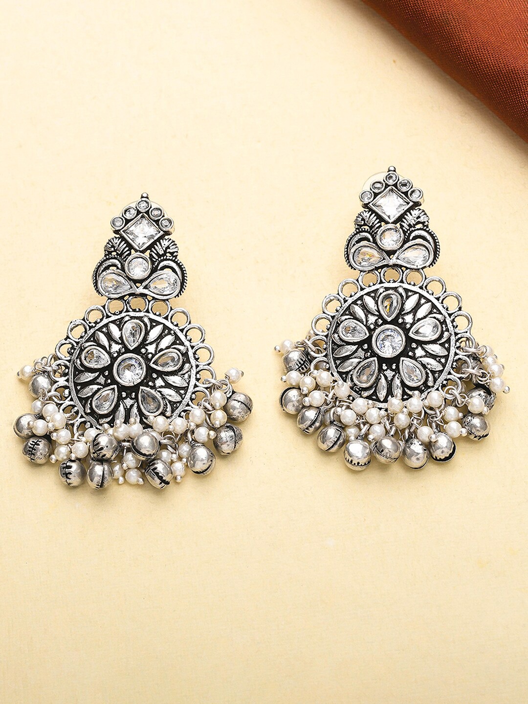 

Voylla Silver-Plated & White Pearls and Kundan Contemporary Drop Earrings