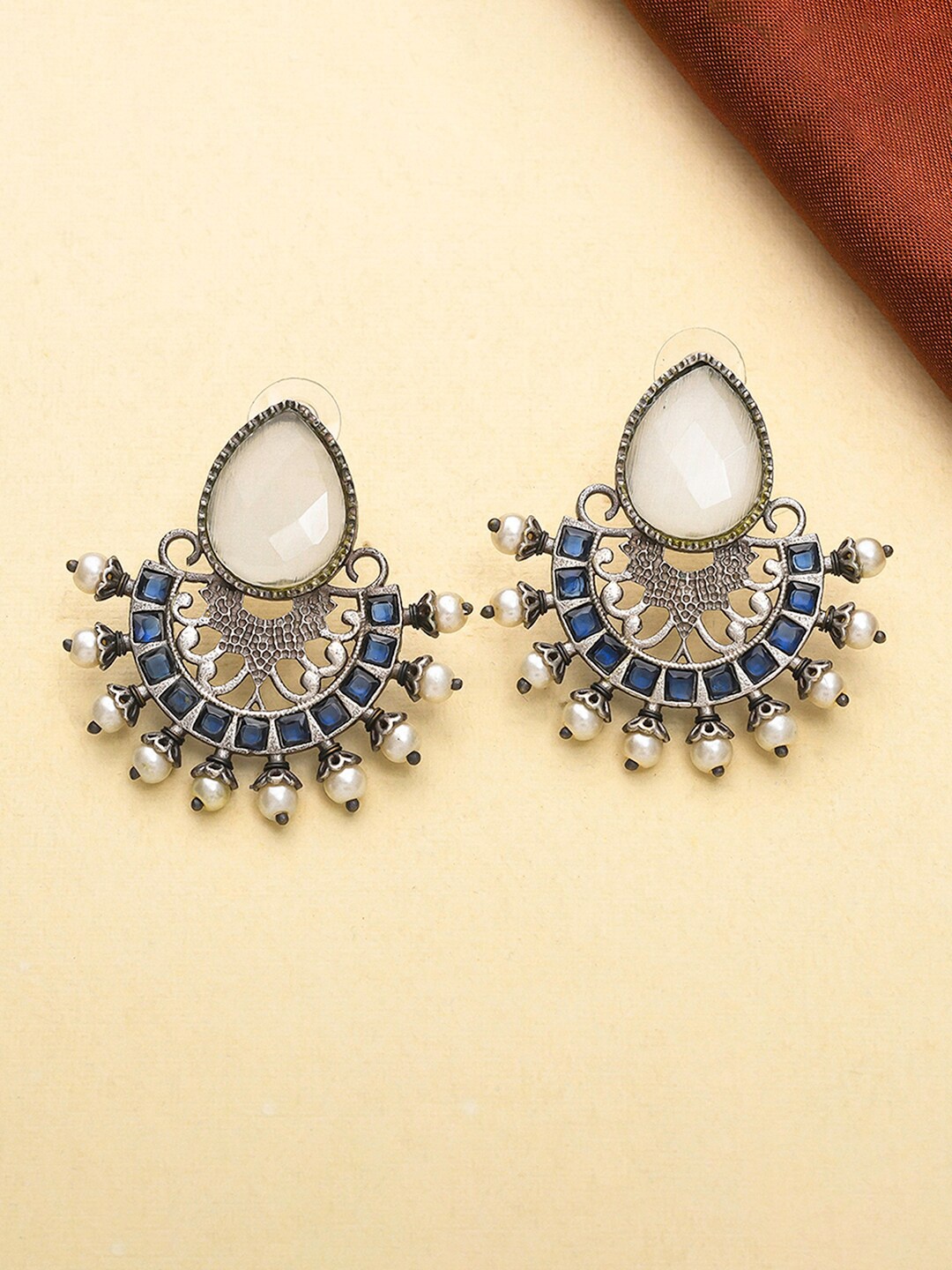 

Voylla White & Silver Plated & Blue Contemporary Studs Earrings