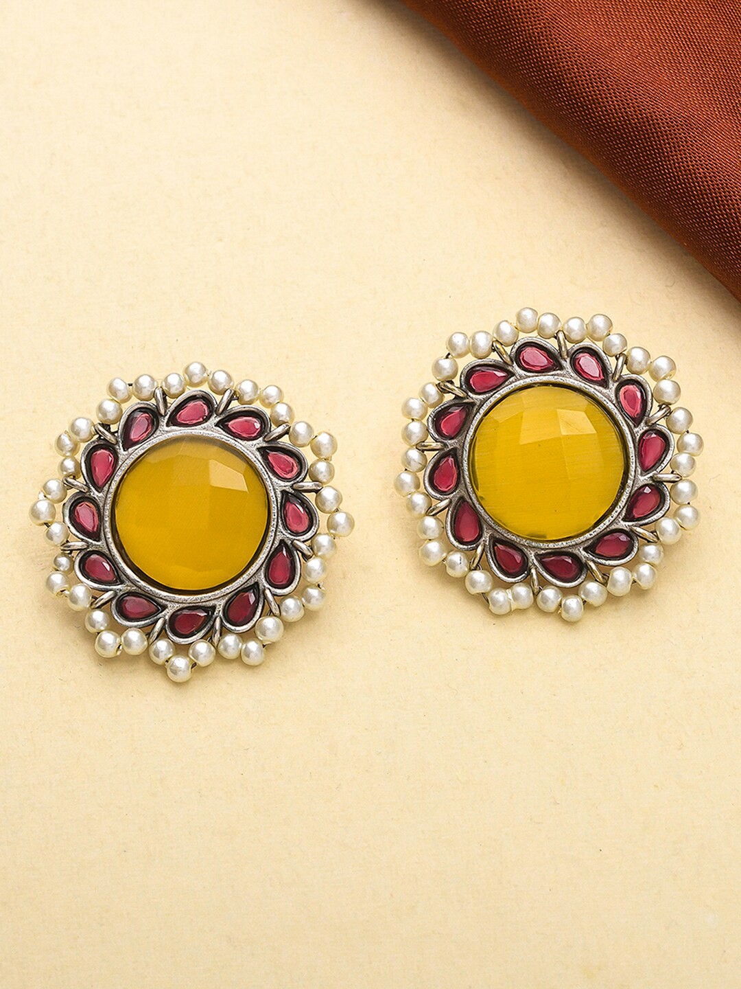 

Voylla Silver-Plated Contemporary Studs Earrings
