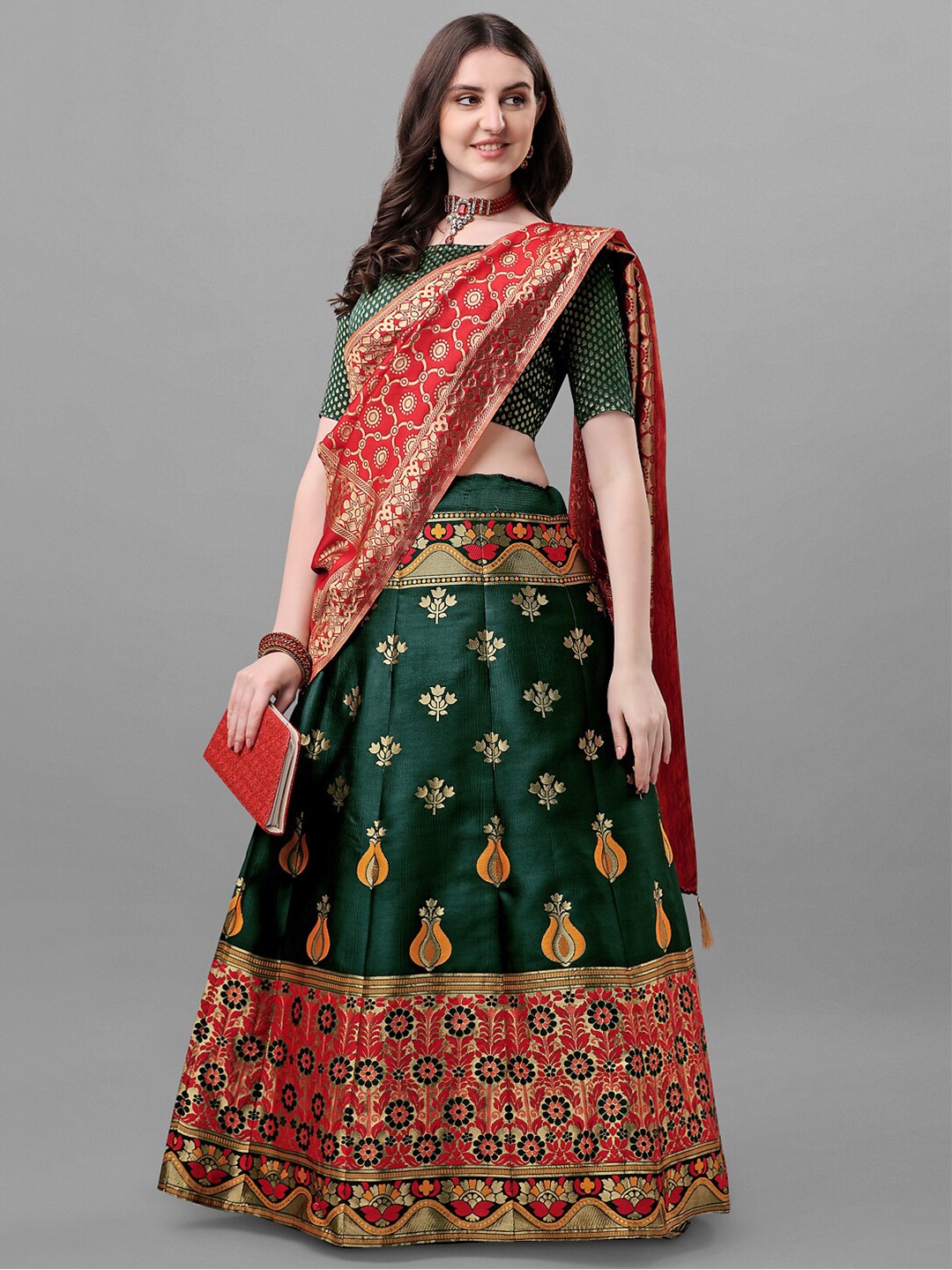 

Fashionuma Green & Red Semi-Stitched Lehenga & Unstitched Blouse With Dupatta