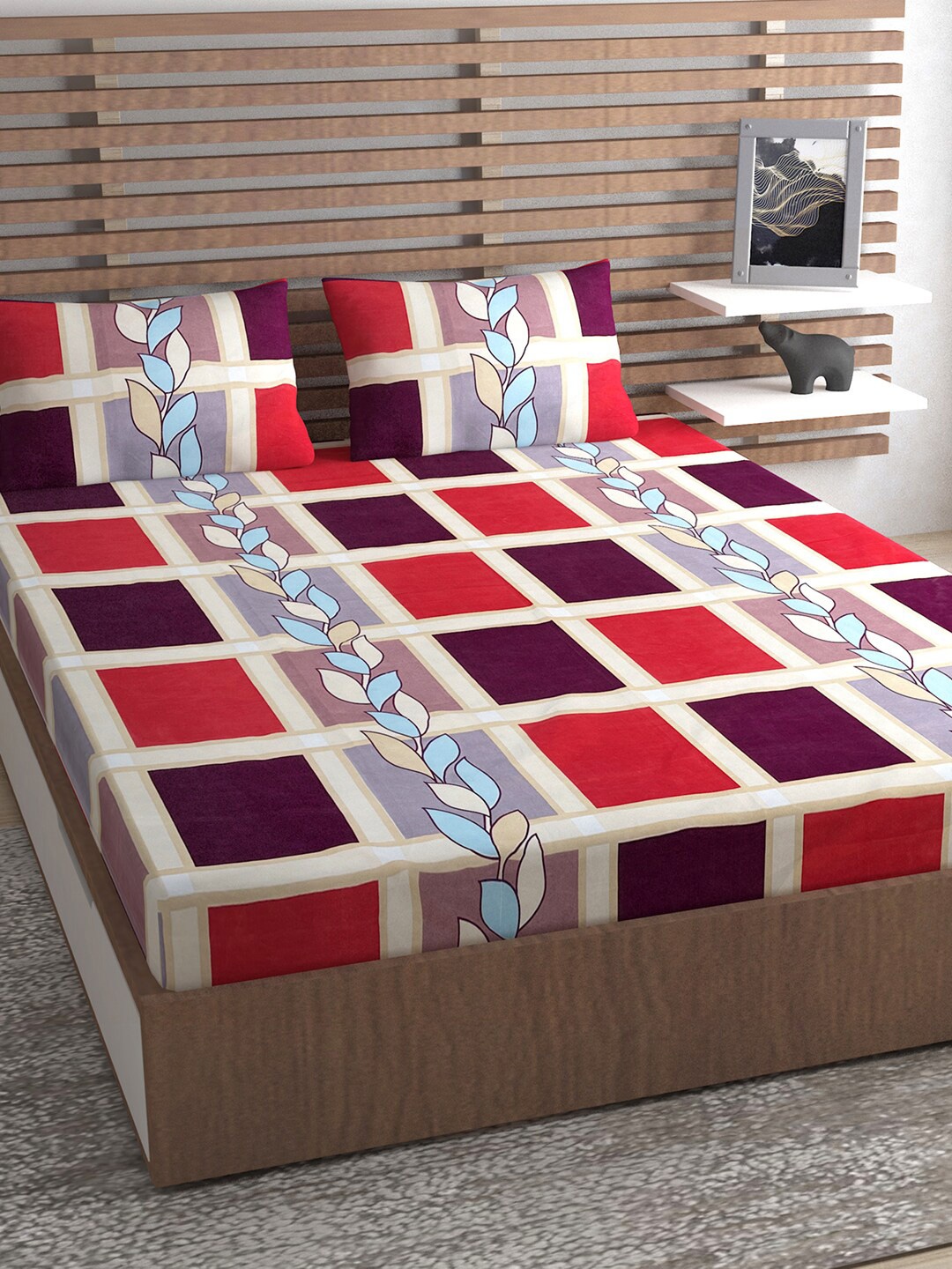 

Urban Magic Cream-Coloured & Purple Geometric 130 TC Queen Bedsheet with 2 Pillow Covers