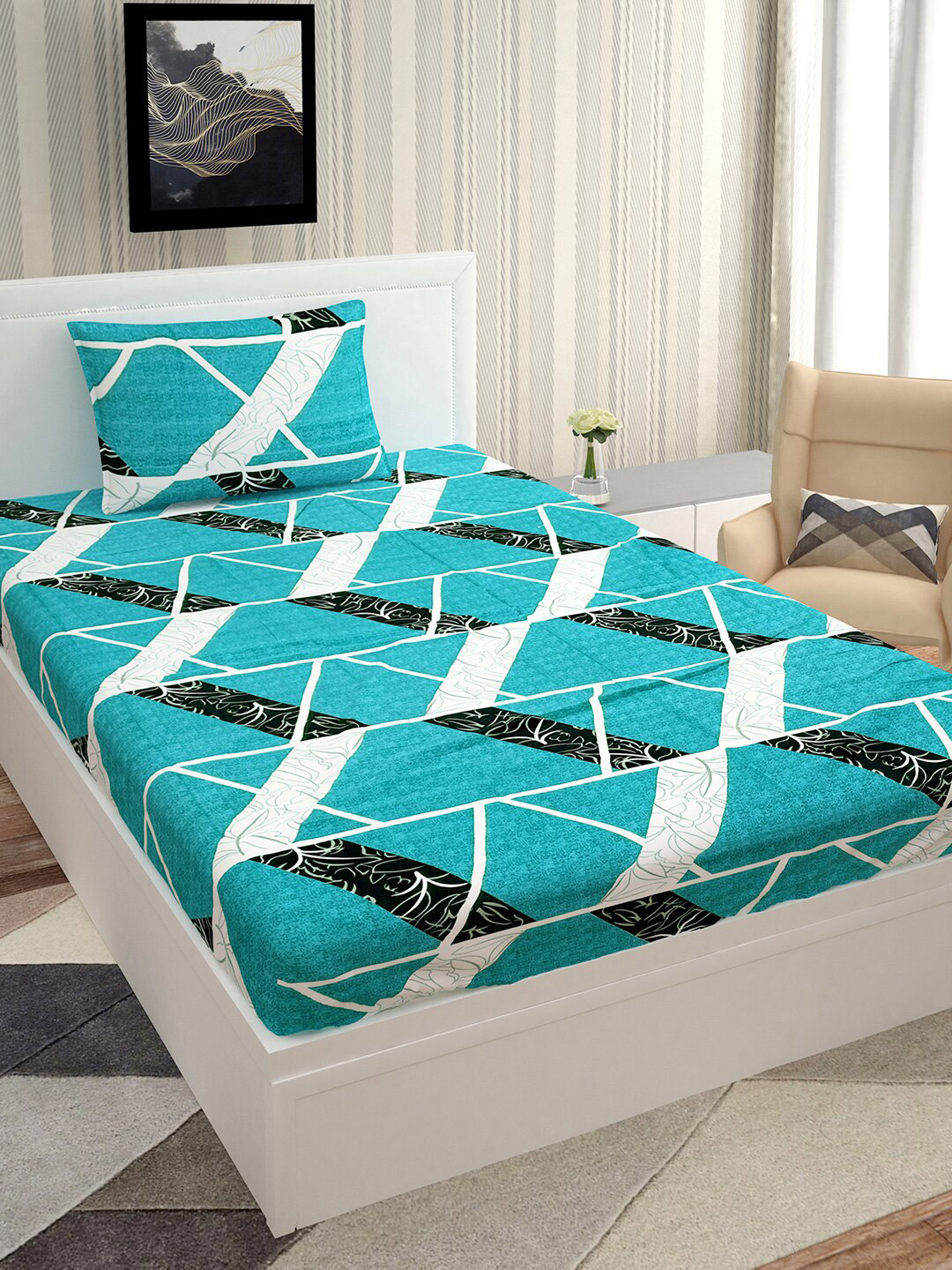 

Urban Magic Blue & White Geometric 140 TC Single Bedsheet with 1 Pillow Covers