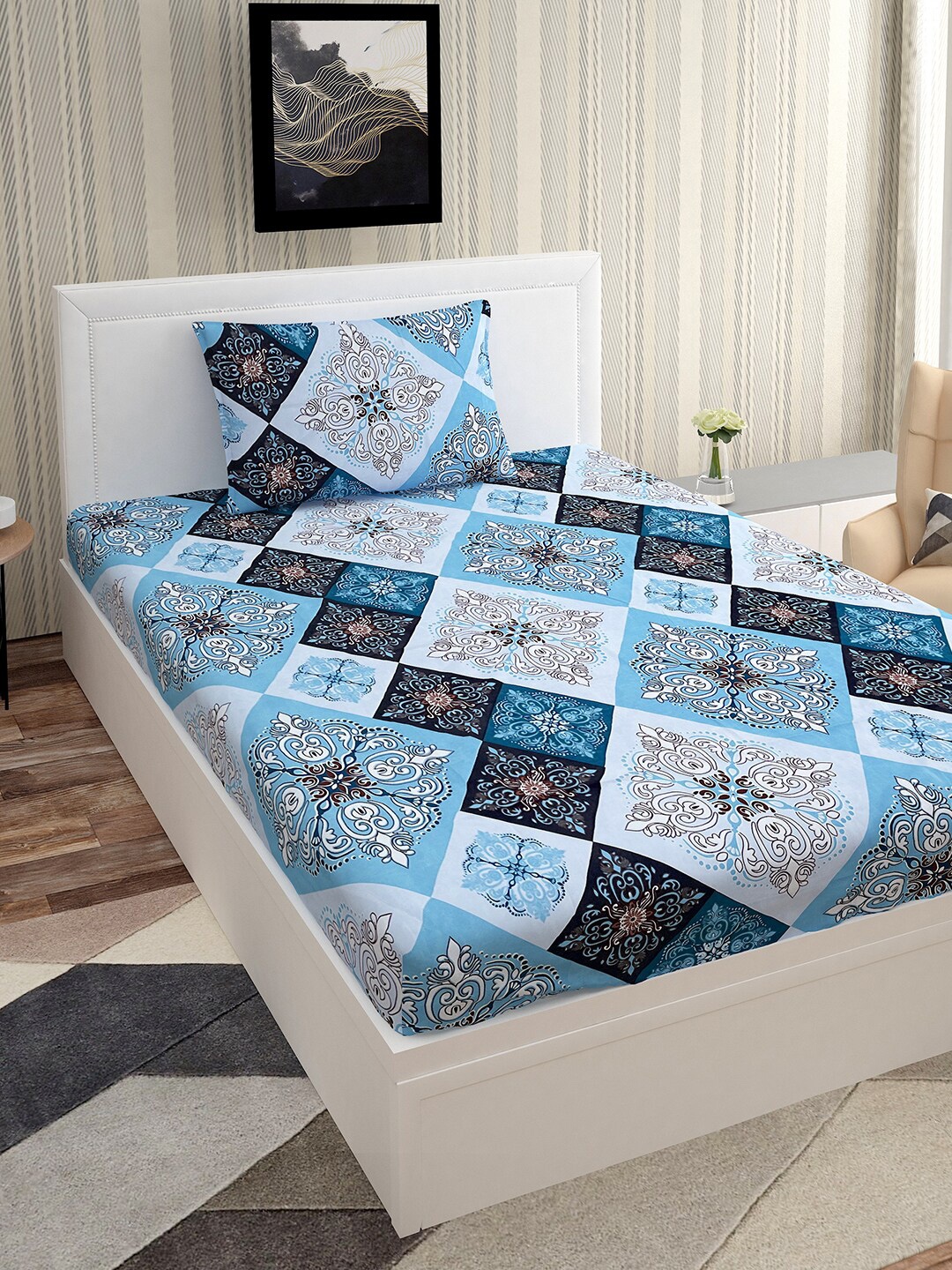 

Urban Magic Blue & White Ethnic Motifs 130 TC Single Bedsheet with 1 Pillow Covers