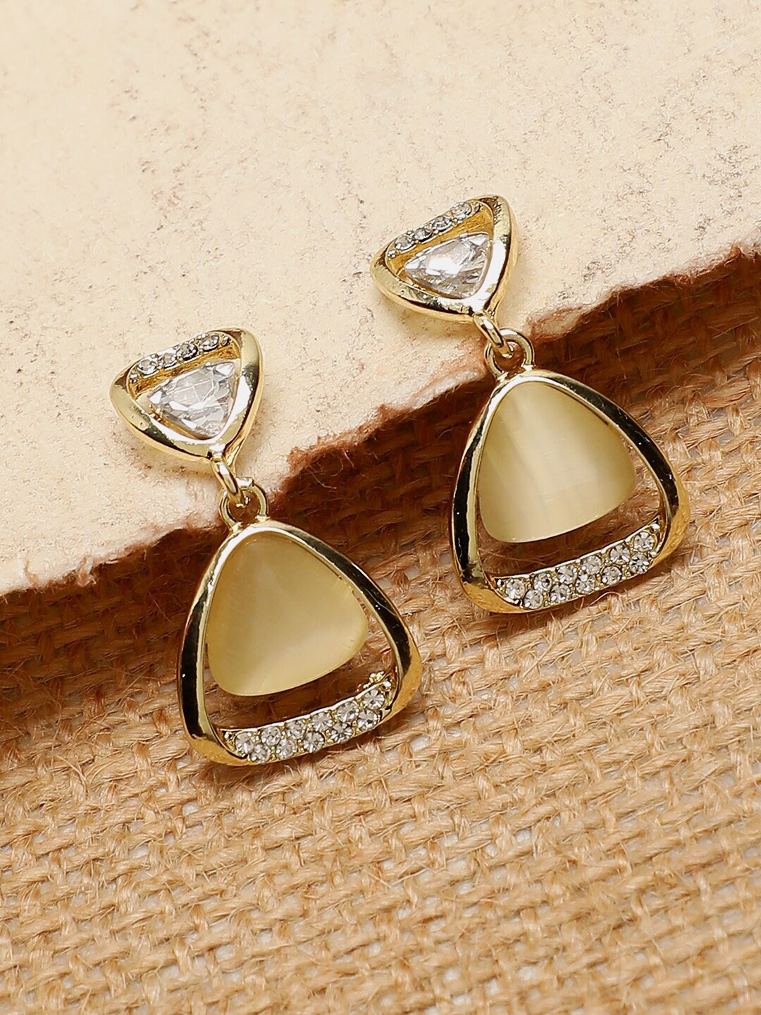 

SOHI Gold-Plated Contemporary Drop Earrings