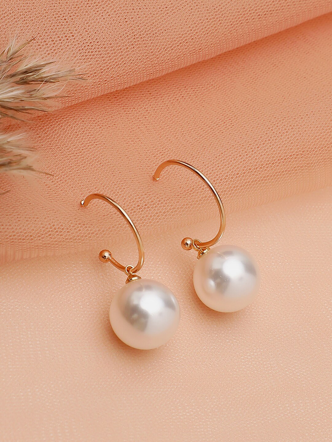 

SOHI White Gold-Plated Pearls Classic Half Hoop Earrings