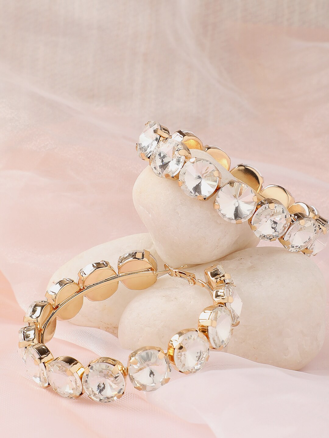 

SOHI Women Gold-Toned & White Contemporary Half Hoop Earrings