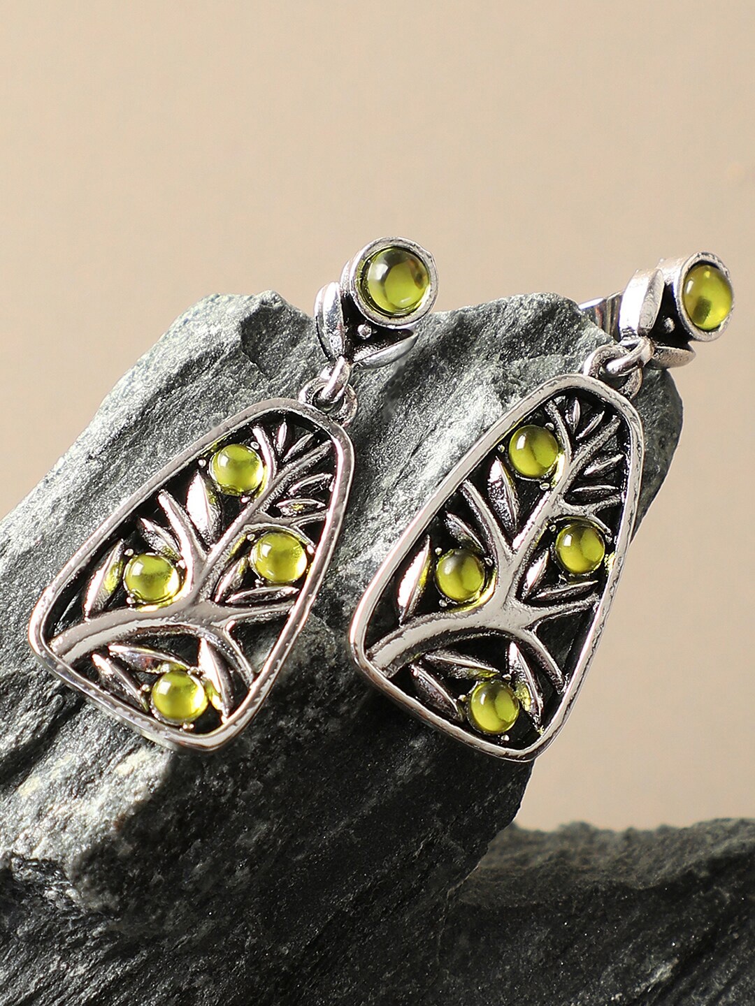 

SOHI Silver-Plated & Green Contemporary Studs Earrings