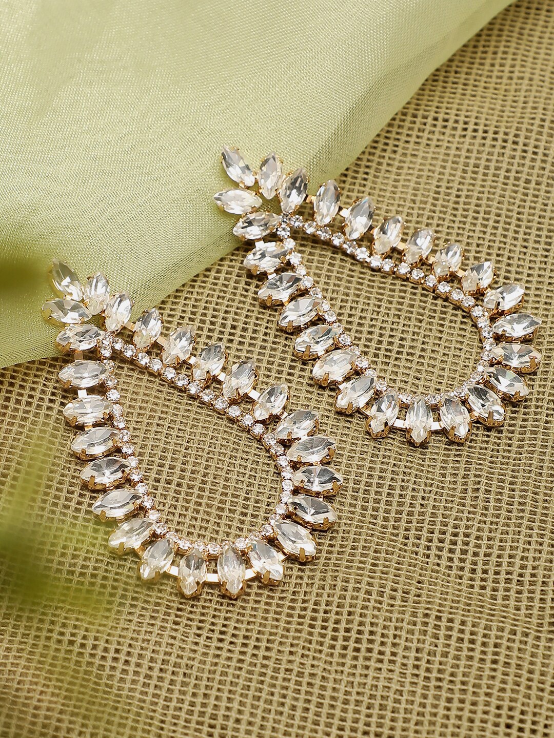 

SOHI Gold-Toned Contemporary Hoop Earrings