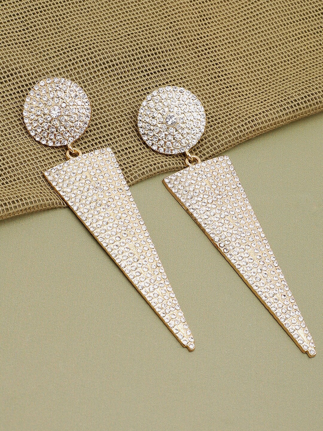 

SOHI Gold-Plated & White Contemporary Drop Earrings
