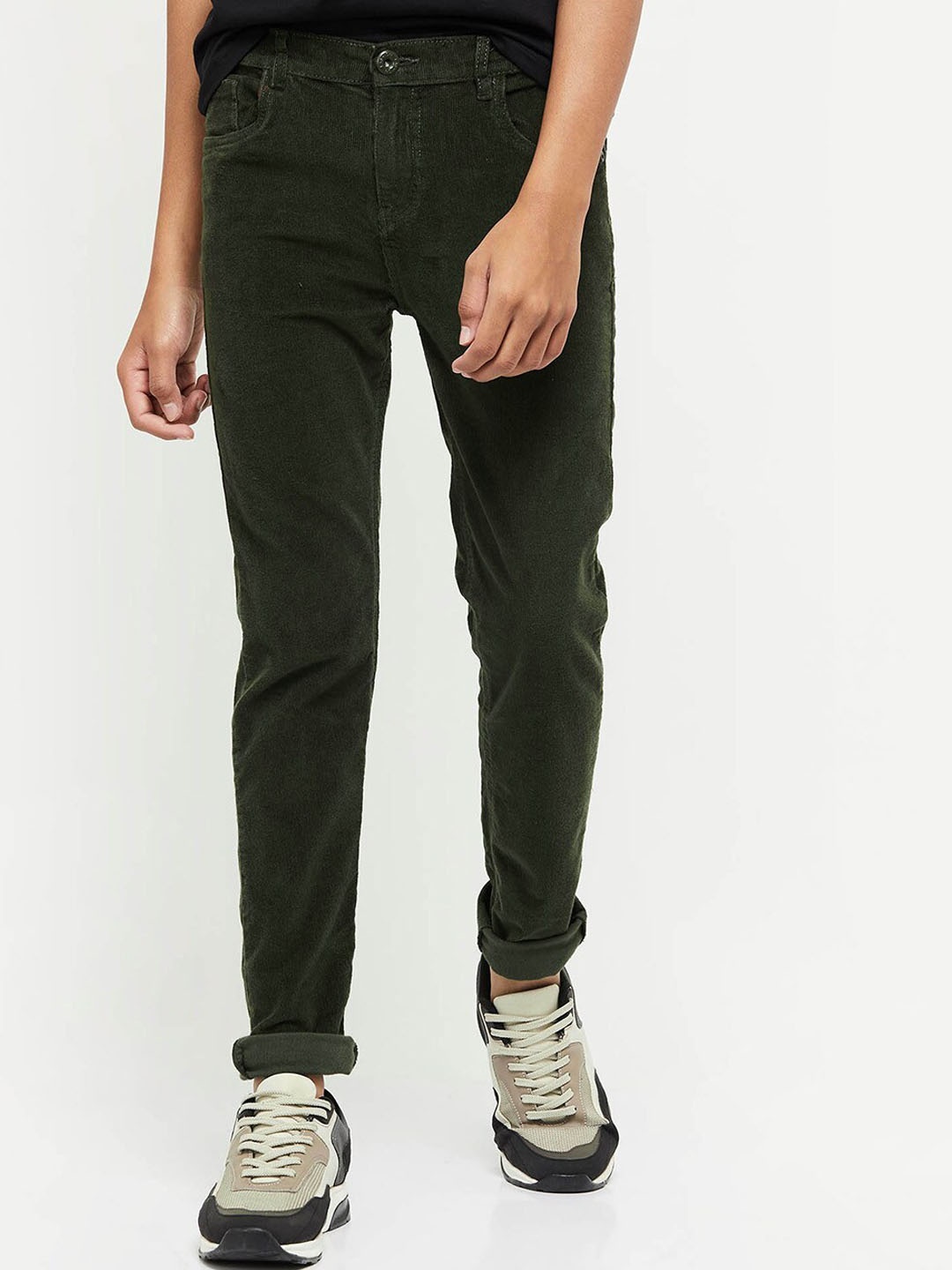 

max Boys Olive Green Solid Trousers