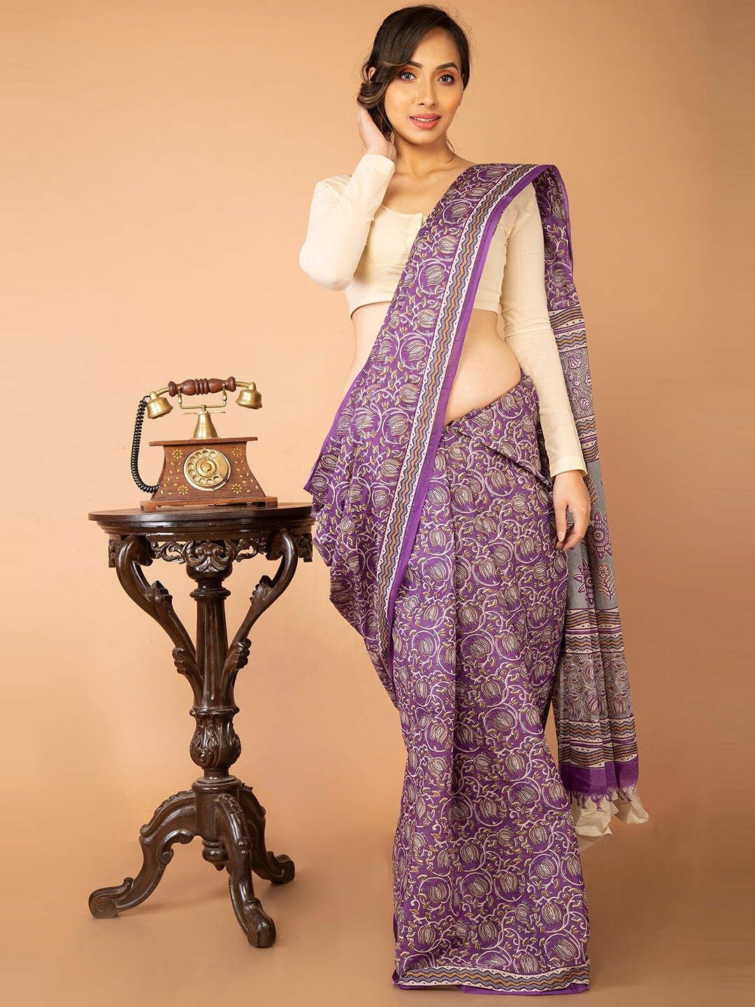 

Unnati Silks Violet & Off White Floral Pure Cotton Kovai Saree