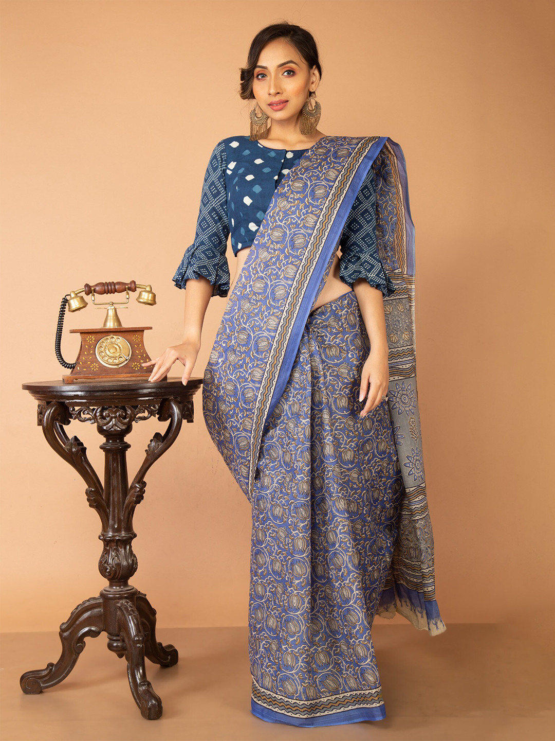 

Unnati Silks Blue & Off White Ethnic Motifs Pure Cotton Kovai Saree