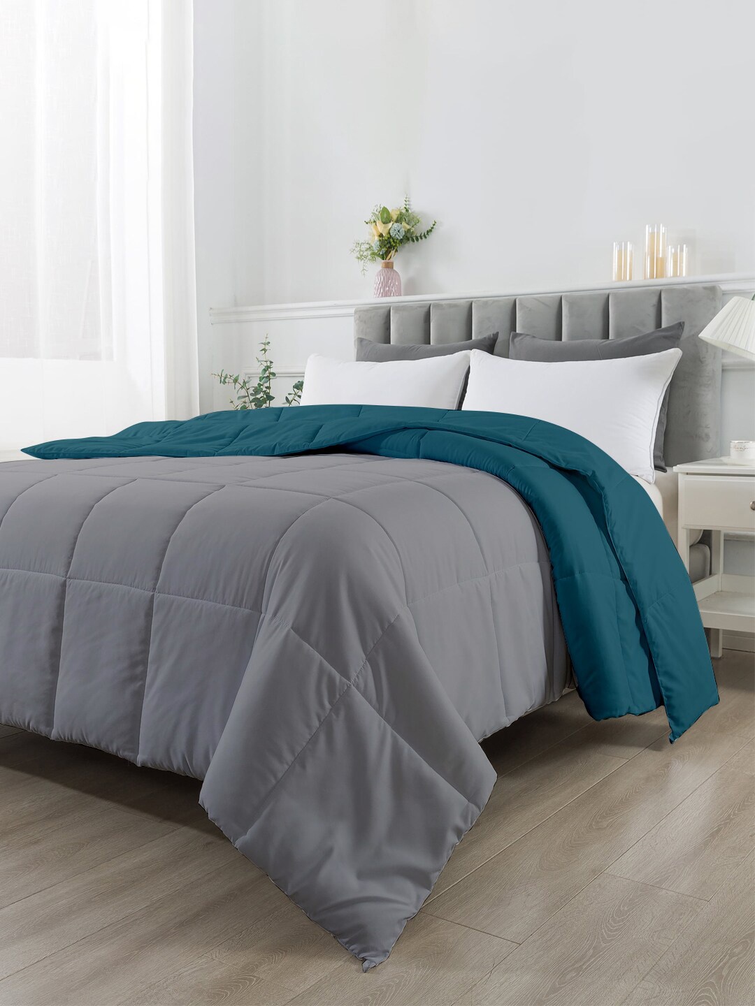 

RAZZAI Teal & Silver-Toned Microfiber Mild Winter 210 GSM Reversible Double Bed Comforter