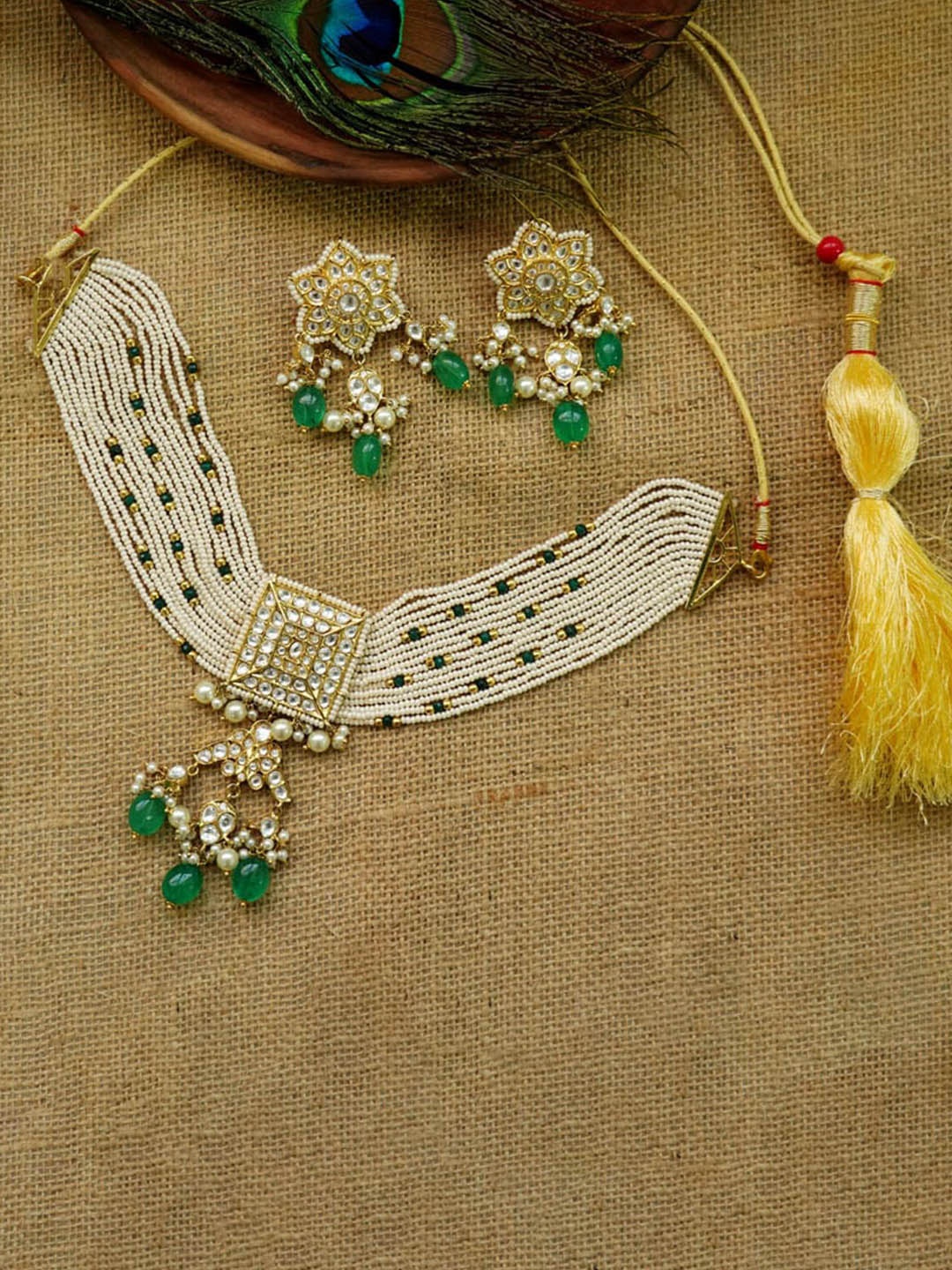 

AURAA TRENDS 22 KT Gold-Plated White & Green Kundan-Studded & Pearl Beaded Jewellery Set