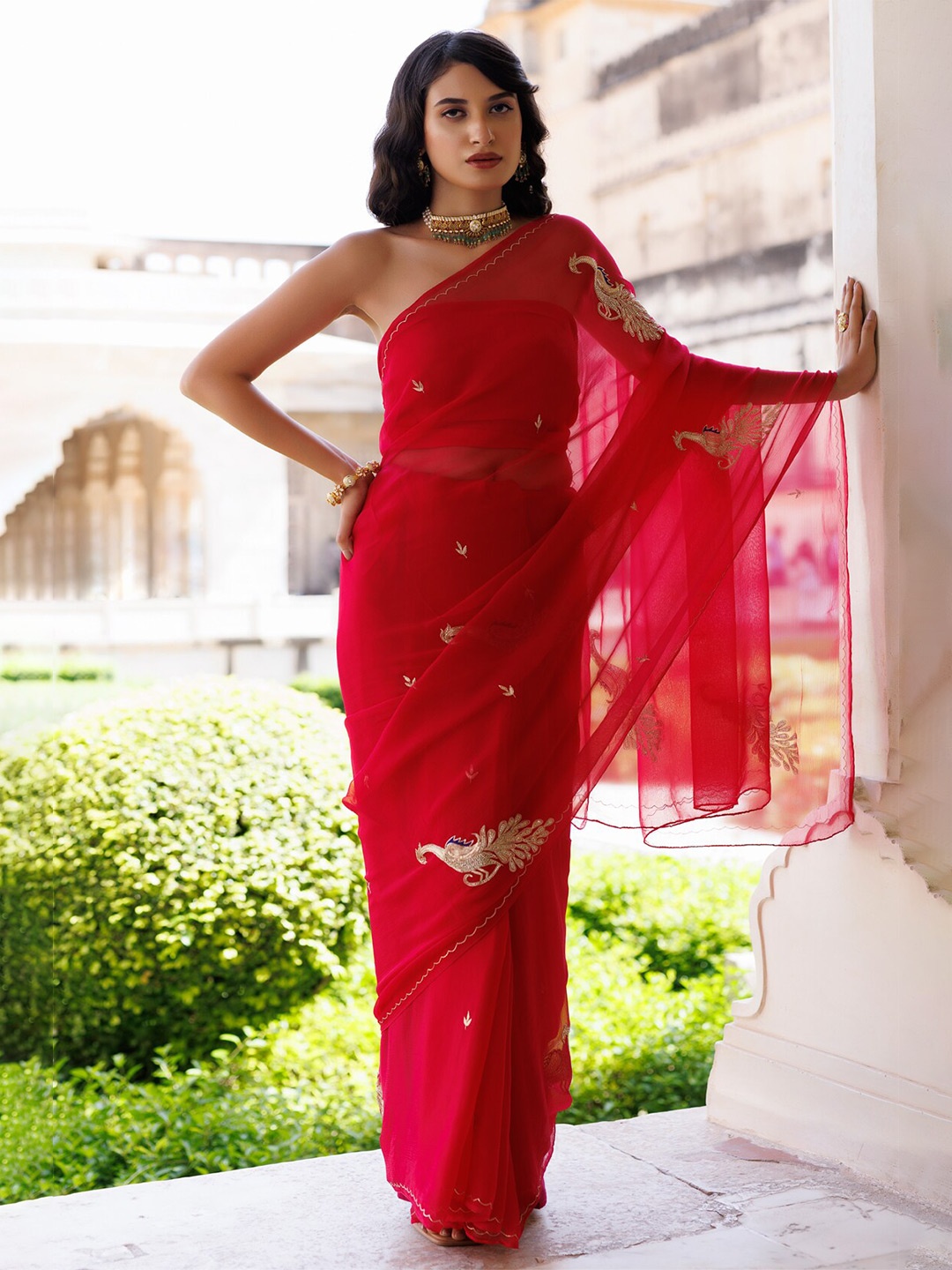 

Geroo Jaipur Handcrafted Aari Work Chiffon Saree, Fuchsia