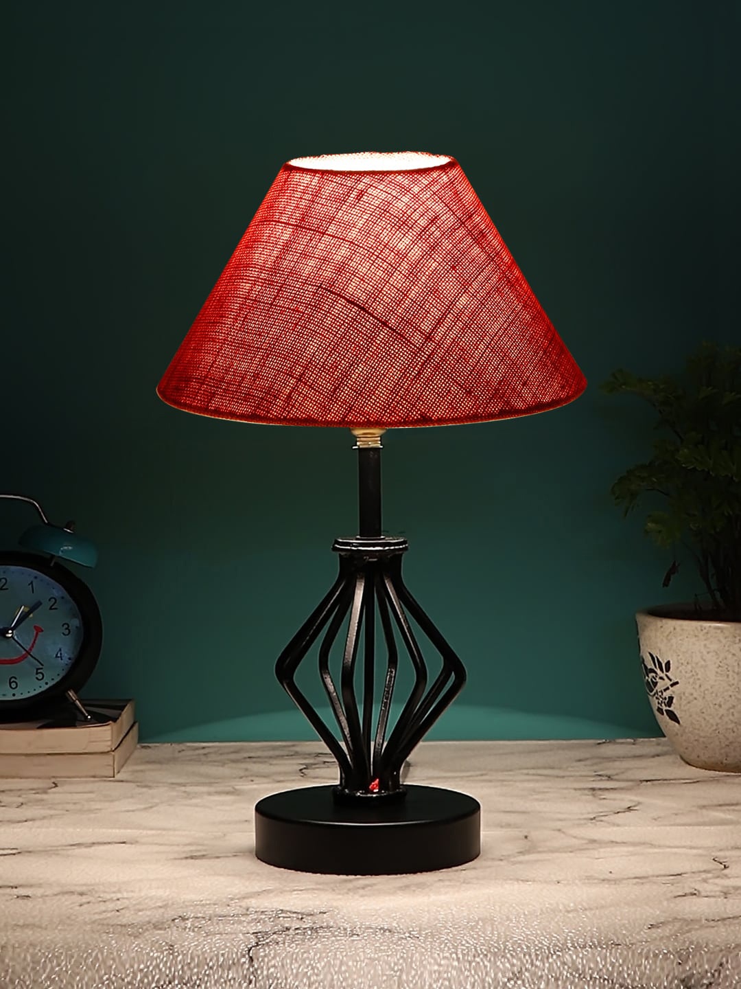 

Devansh Pink & Black Solid Jute Table Lamp With Wood Base
