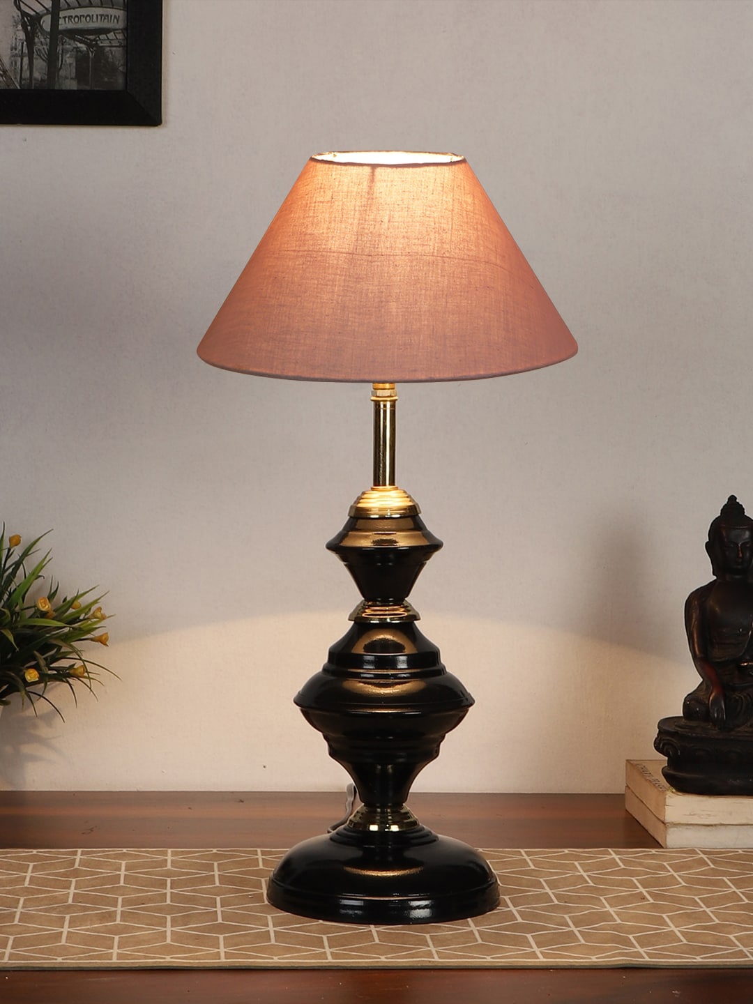 

Devansh Grey & Black Solid Table Lamp