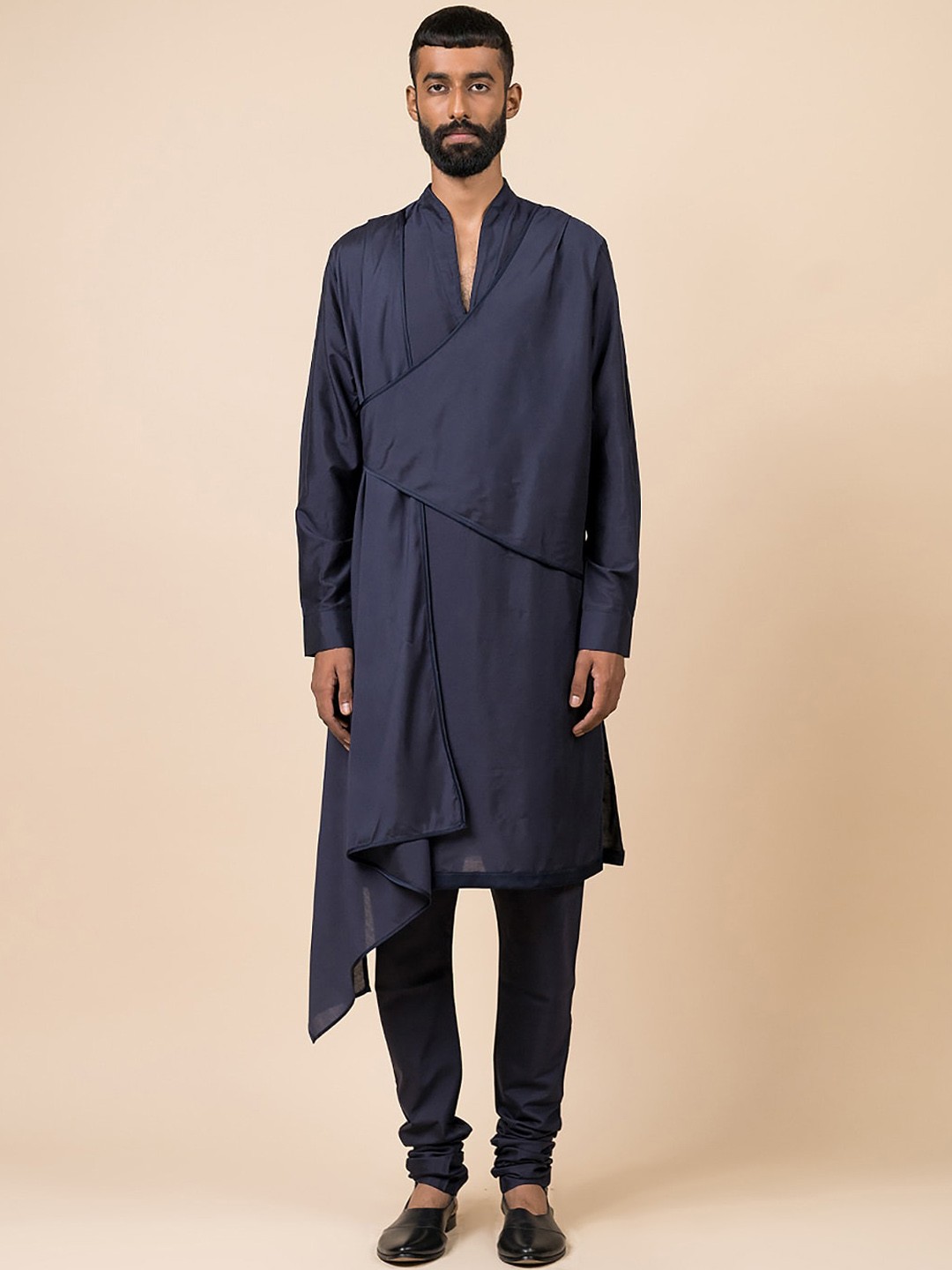 

Tasva Men Navy Blue Kurta with Churidar