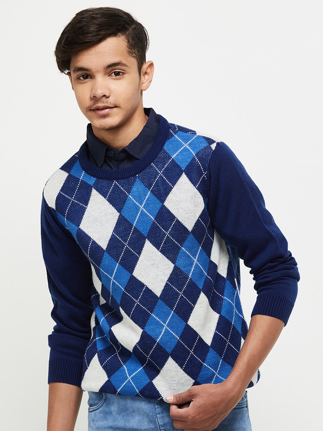 

max Boys Blue & White Argyle Printed Pullover Sweater