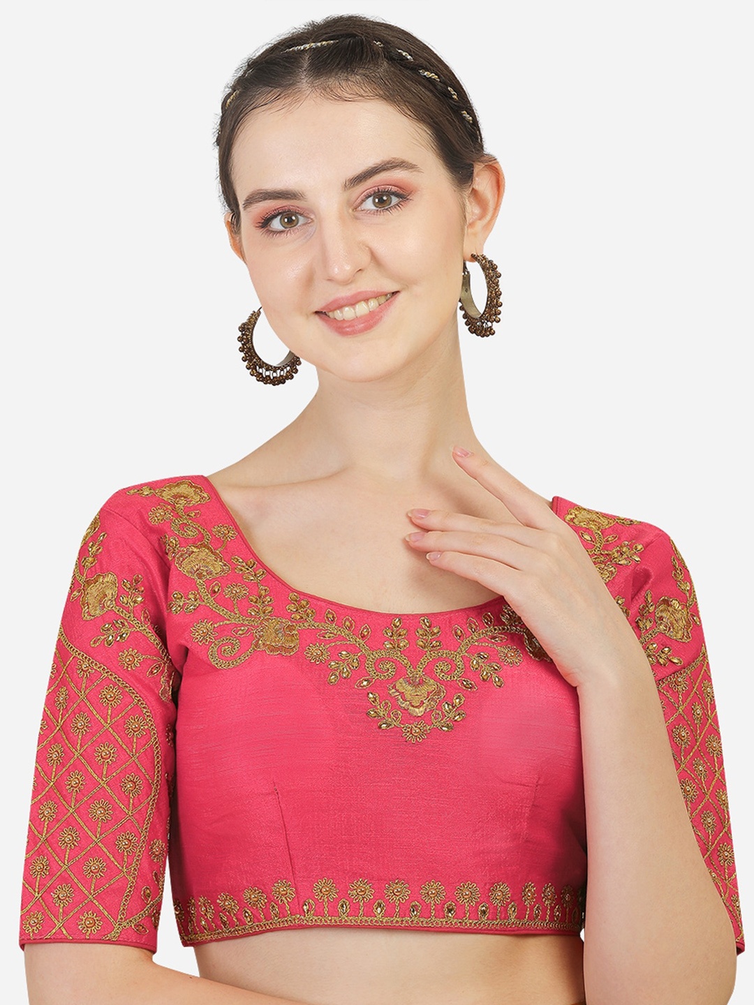 

Sumaira Tex Peach-Coloured & Gold-Coloured Embroidered Saree Blouse