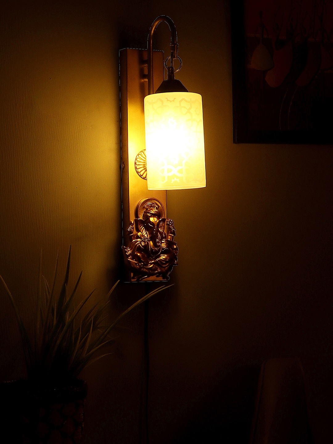

MFD HOME FURNISHING Gold-Colored & White Printed Cylindrical Shaped Wall Lamps