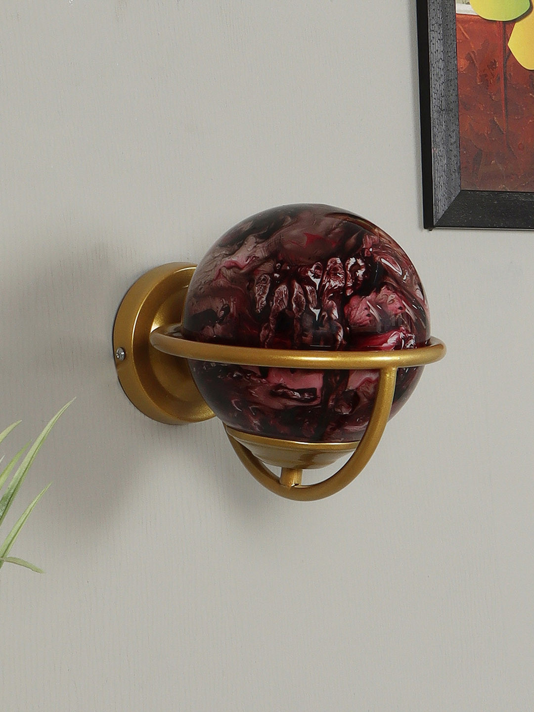 

MFD HOME FURNISHING Gold-Toned & Brown Printed Wall Lamps
