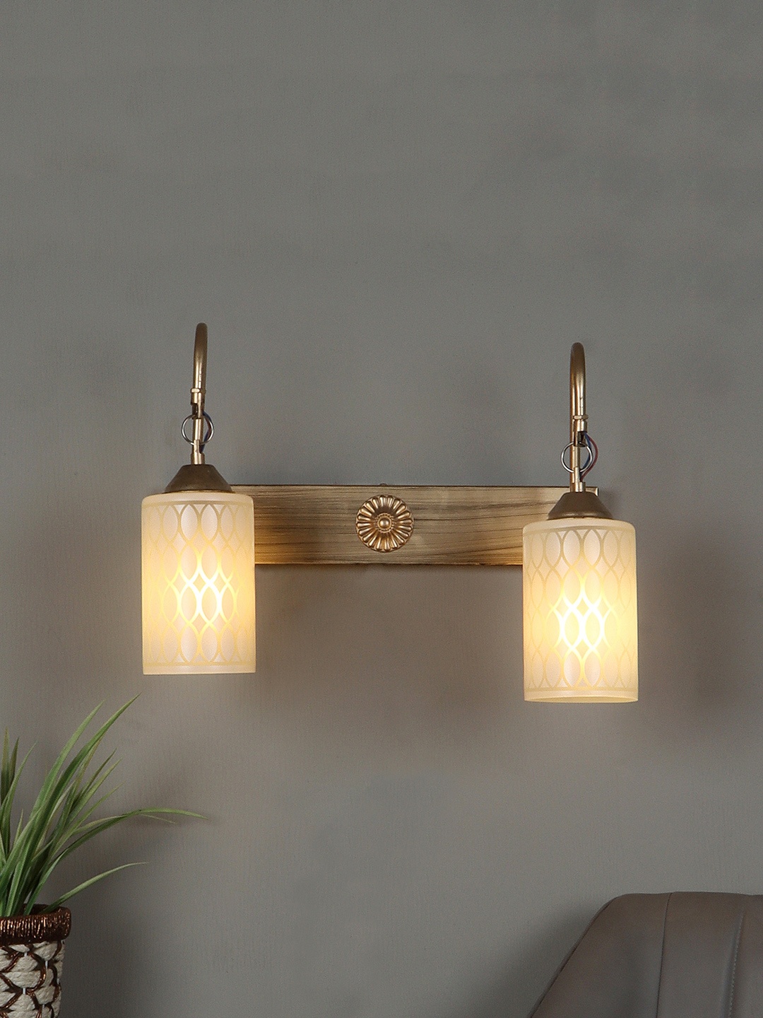 

MFD HOME FURNISHING Gold-Toned & White Printed Wall Lamps