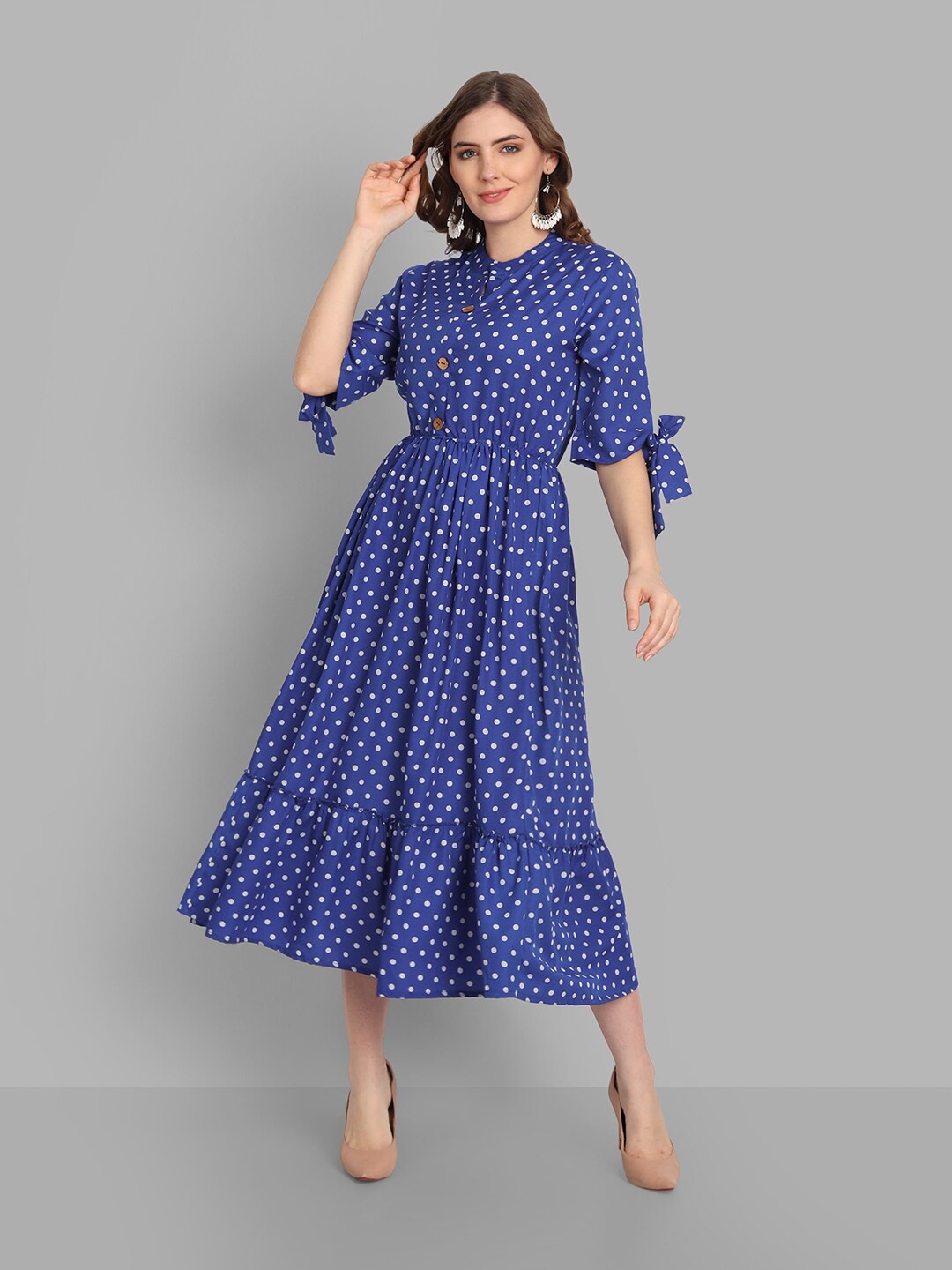

SINGNI Blue & White Crepe Midi Dress