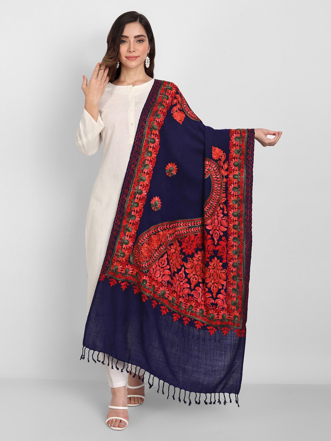 

Zamour Women Blue & Red Embroidered Stole