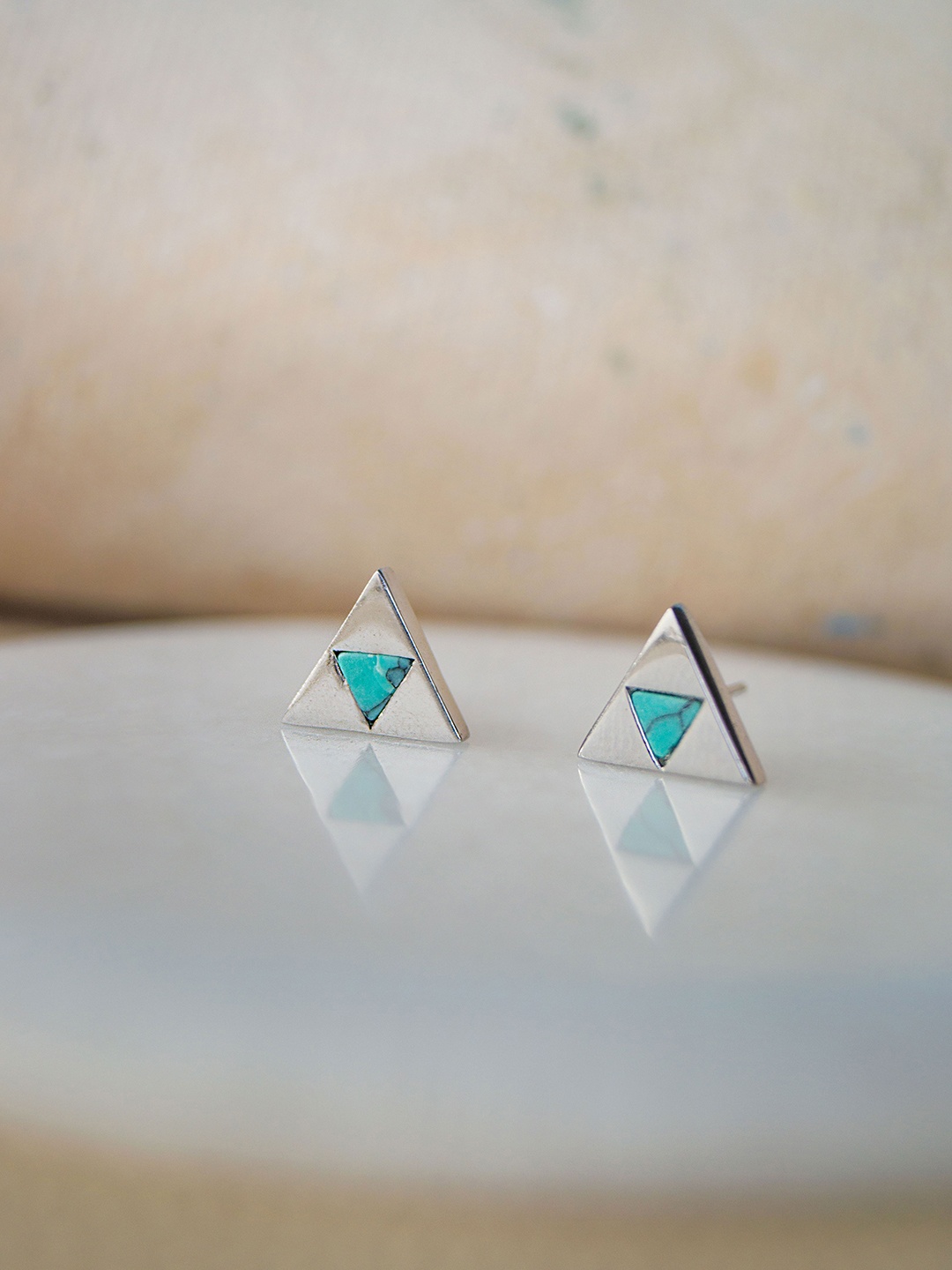 

MANNASH Women Blue Triangular 925 Sterling Silver Studs Earrings