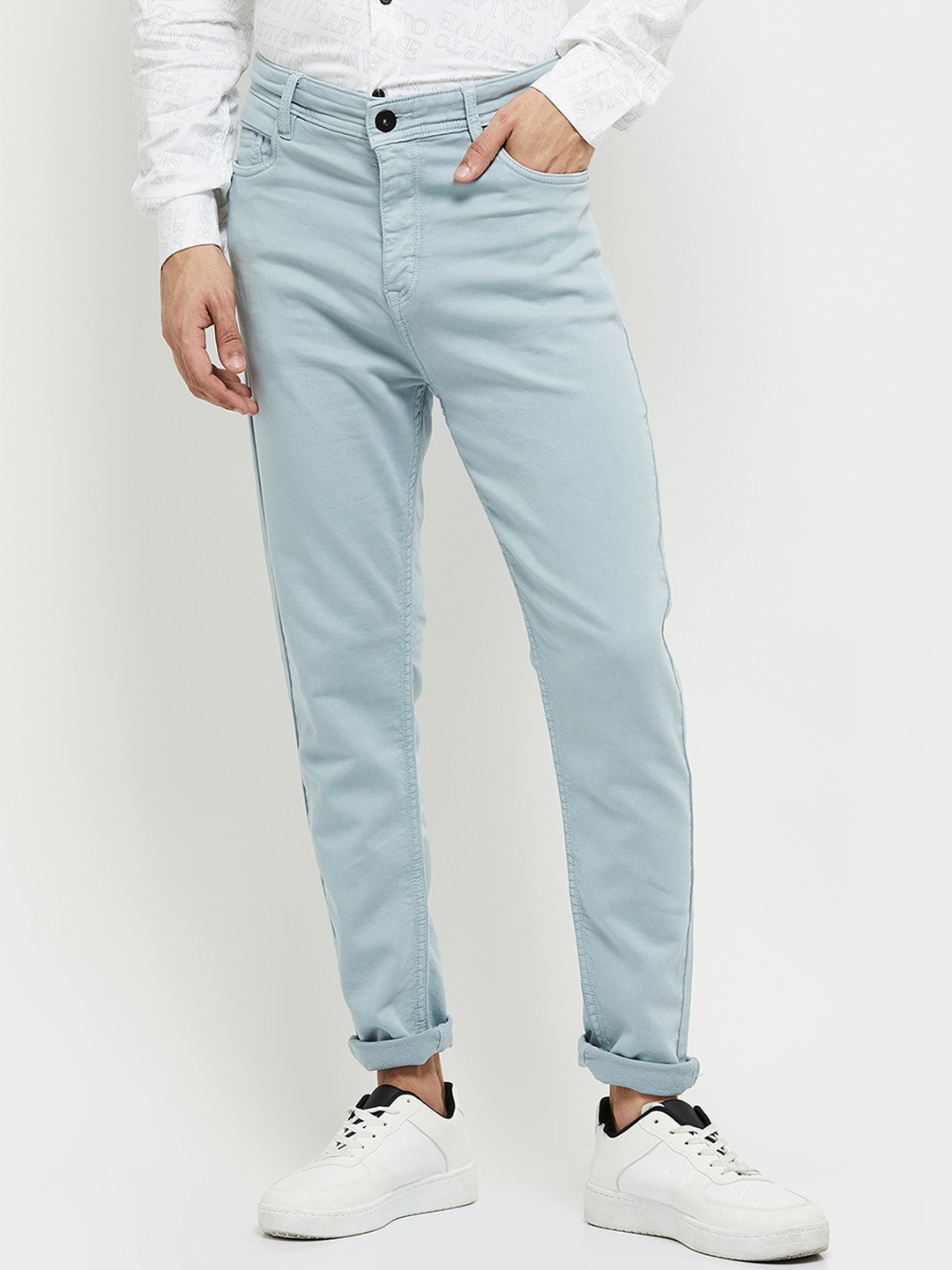 

max Men Blue Solid Clean Look Jeans