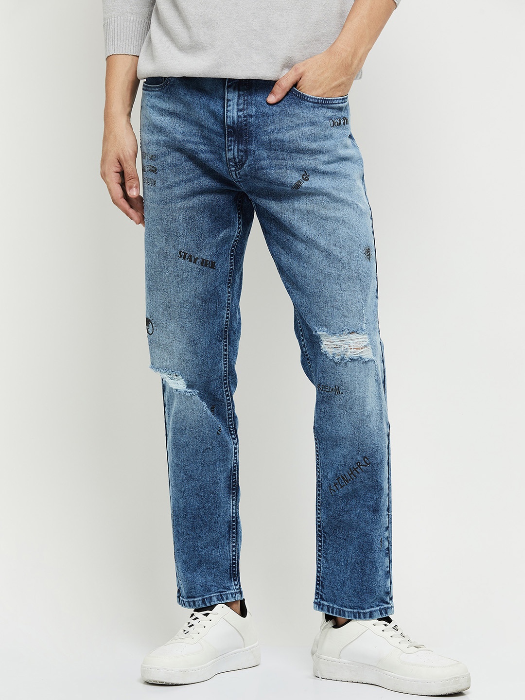 

max Men Blue Mildly Distressed Heavy Fade Regular Fit Stretchable Jeans