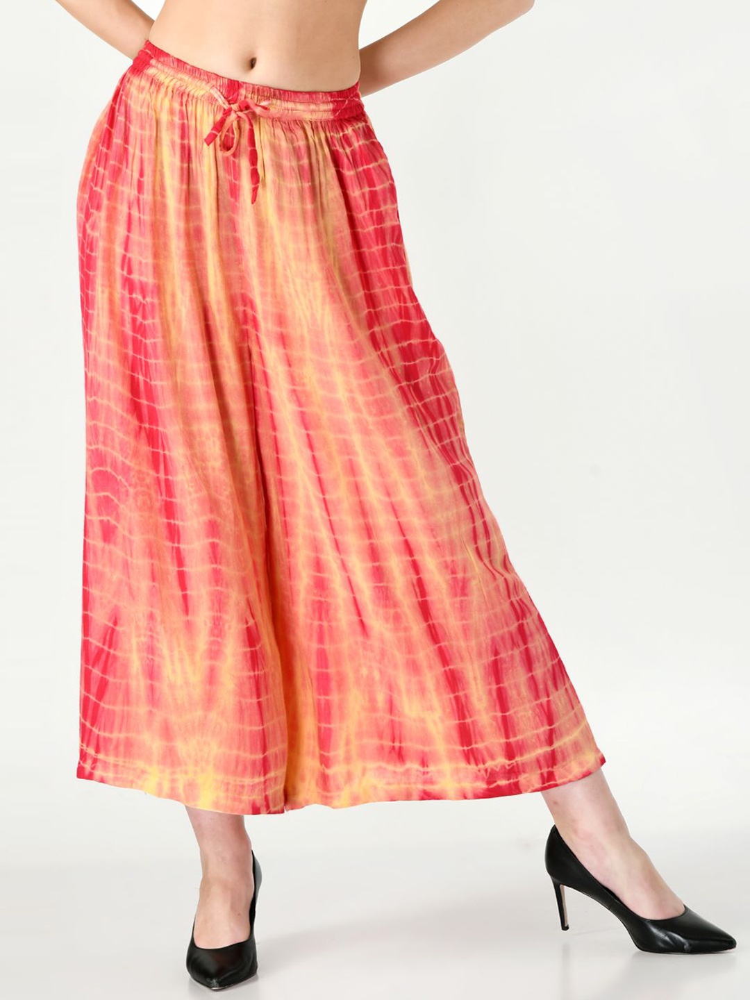 

TAARAA Women Pink Tie and Dye Printed Culottes Trousers