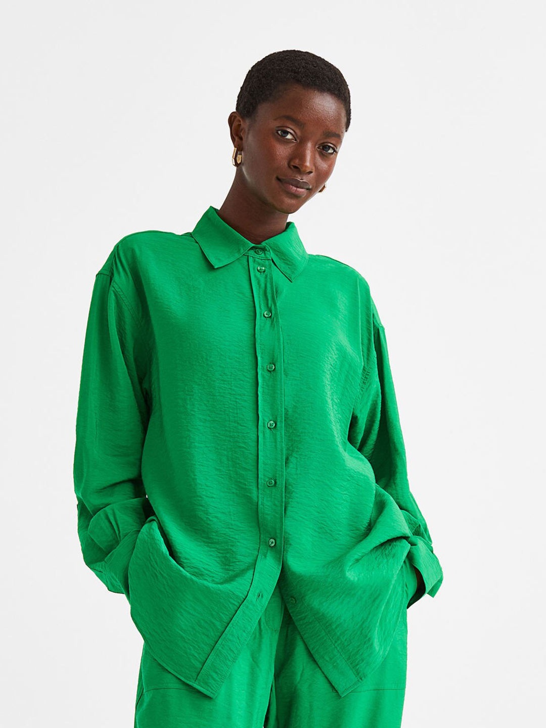 

H&M Woman Solid Crinkled shirt, Green