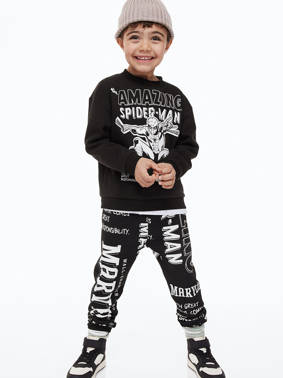 

H&M Boys Graphic Printed Pullover Sweatshirt, Black