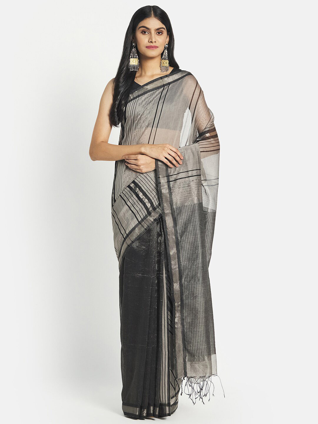 

Fabindia Grey & Silver-Toned Striped Zari Silk Cotton Ready to Wear Jamdani Saree