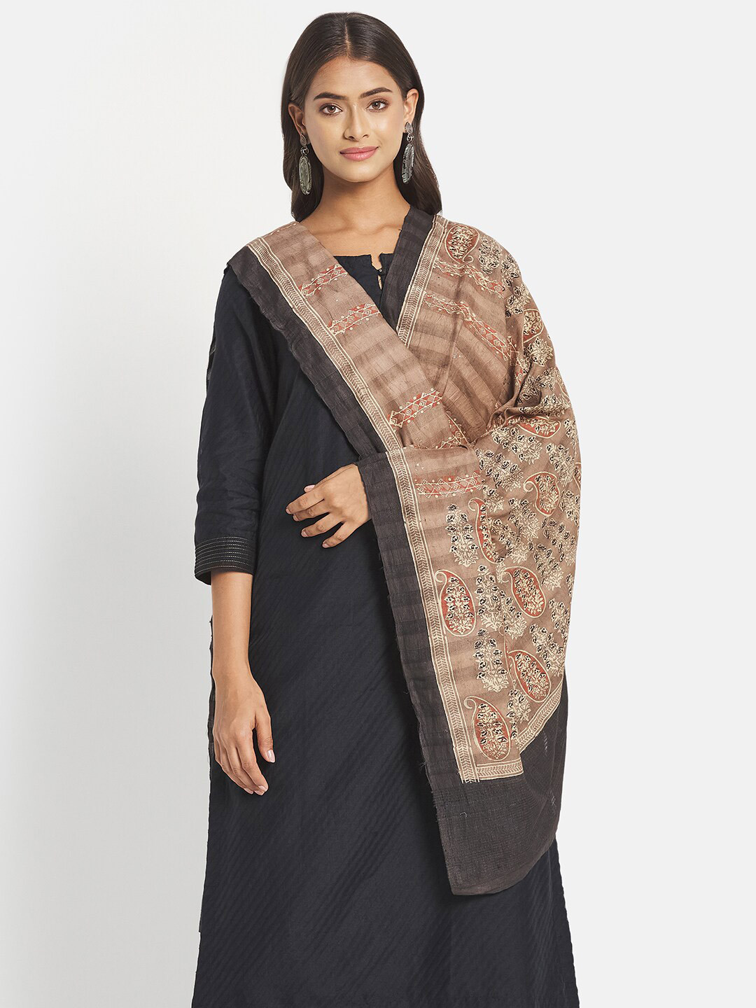 

Fabindia Brown & Black Woven Design Dupatta