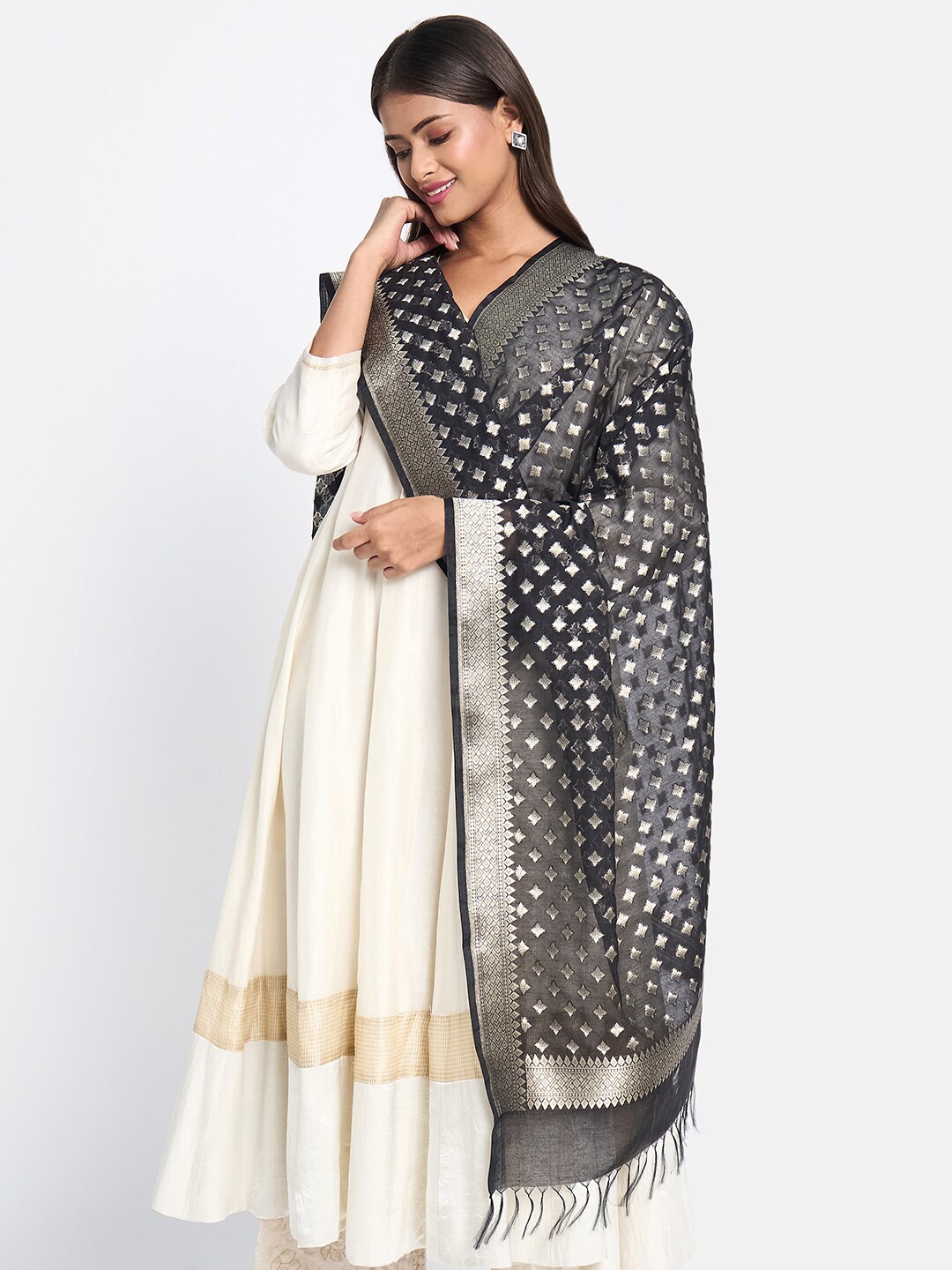 

Fabindia Black & Gold-Toned Ethnic Motifs Woven Design Cotton Silk Dupatta with Zari