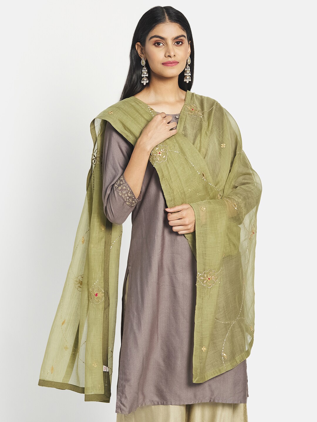 

Fabindia Women Green & Gold Embroidered Cotton Silk Dupatta